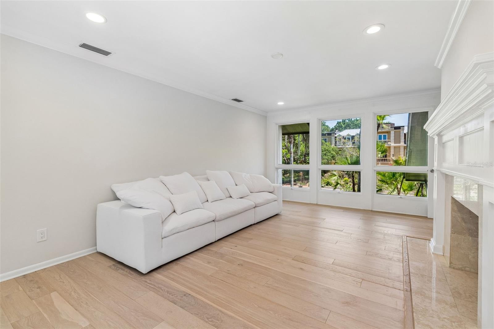 816 TARAY DE AVILA, TAMPA, FL, 33613