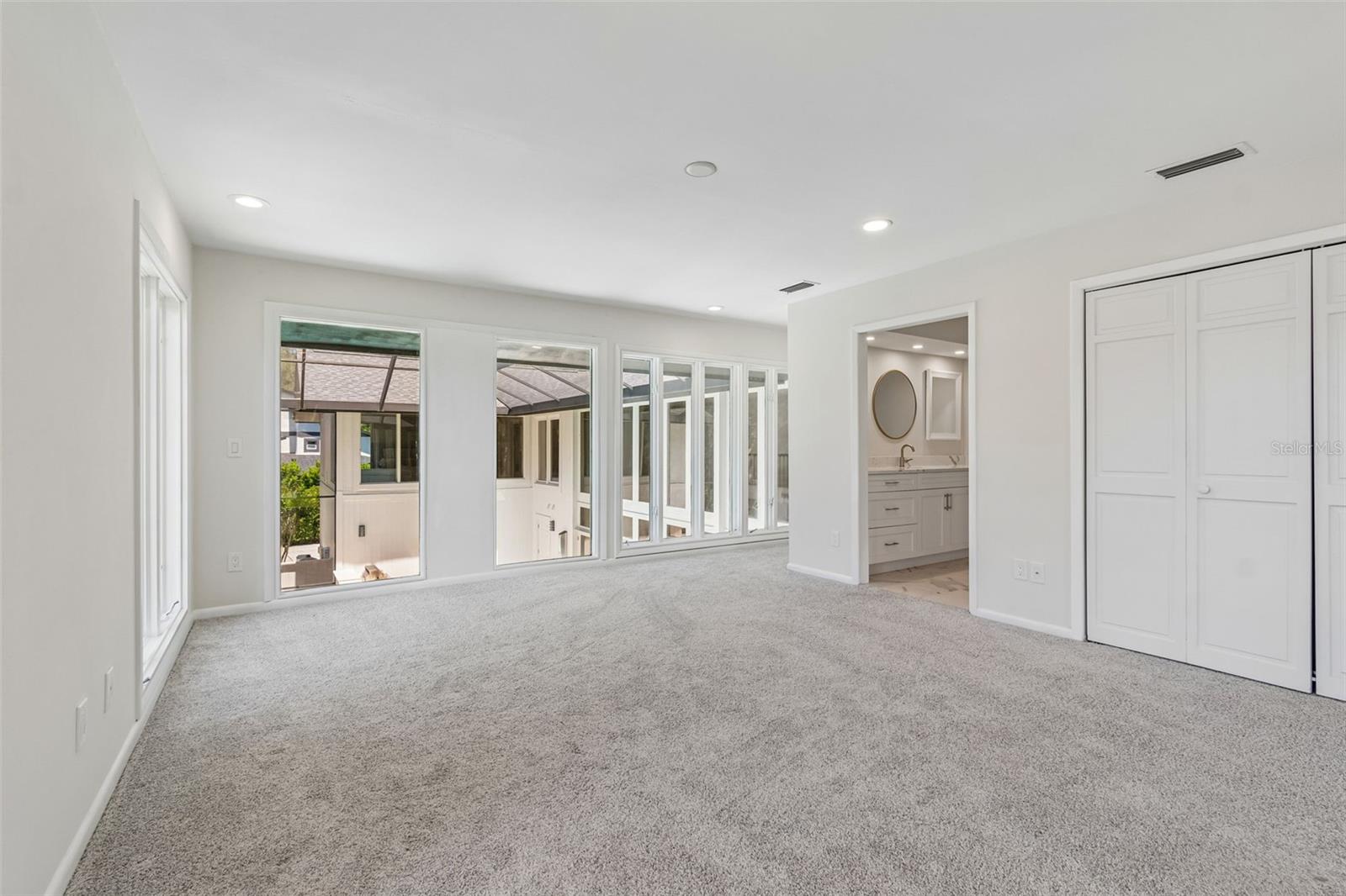 816 TARAY DE AVILA, TAMPA, FL, 33613