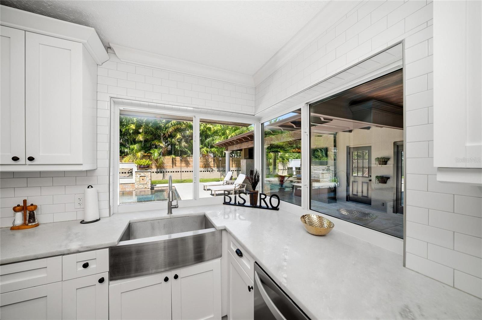 6129 LEELAND ST S, ST PETERSBURG, FL, 33715