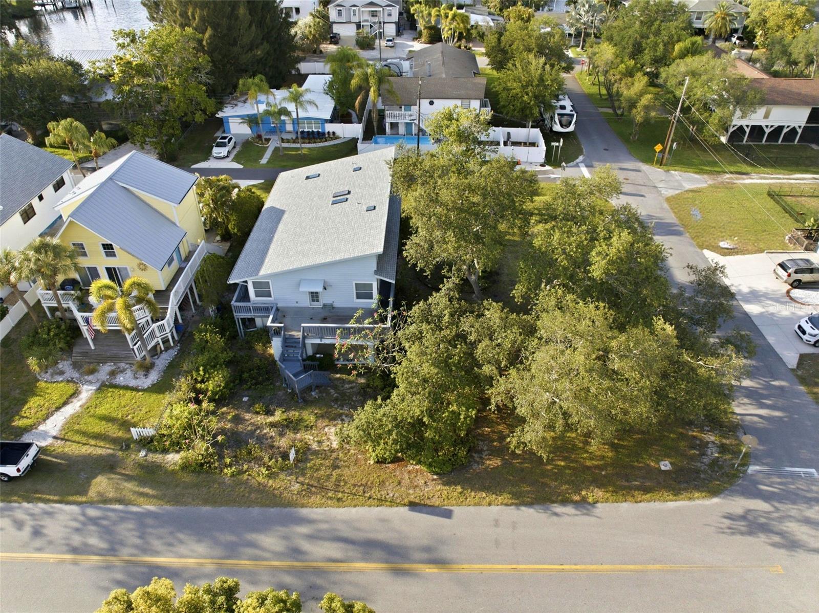 110 GEORGIA AVE. AVE, CRYSTAL BEACH, FL, 34681