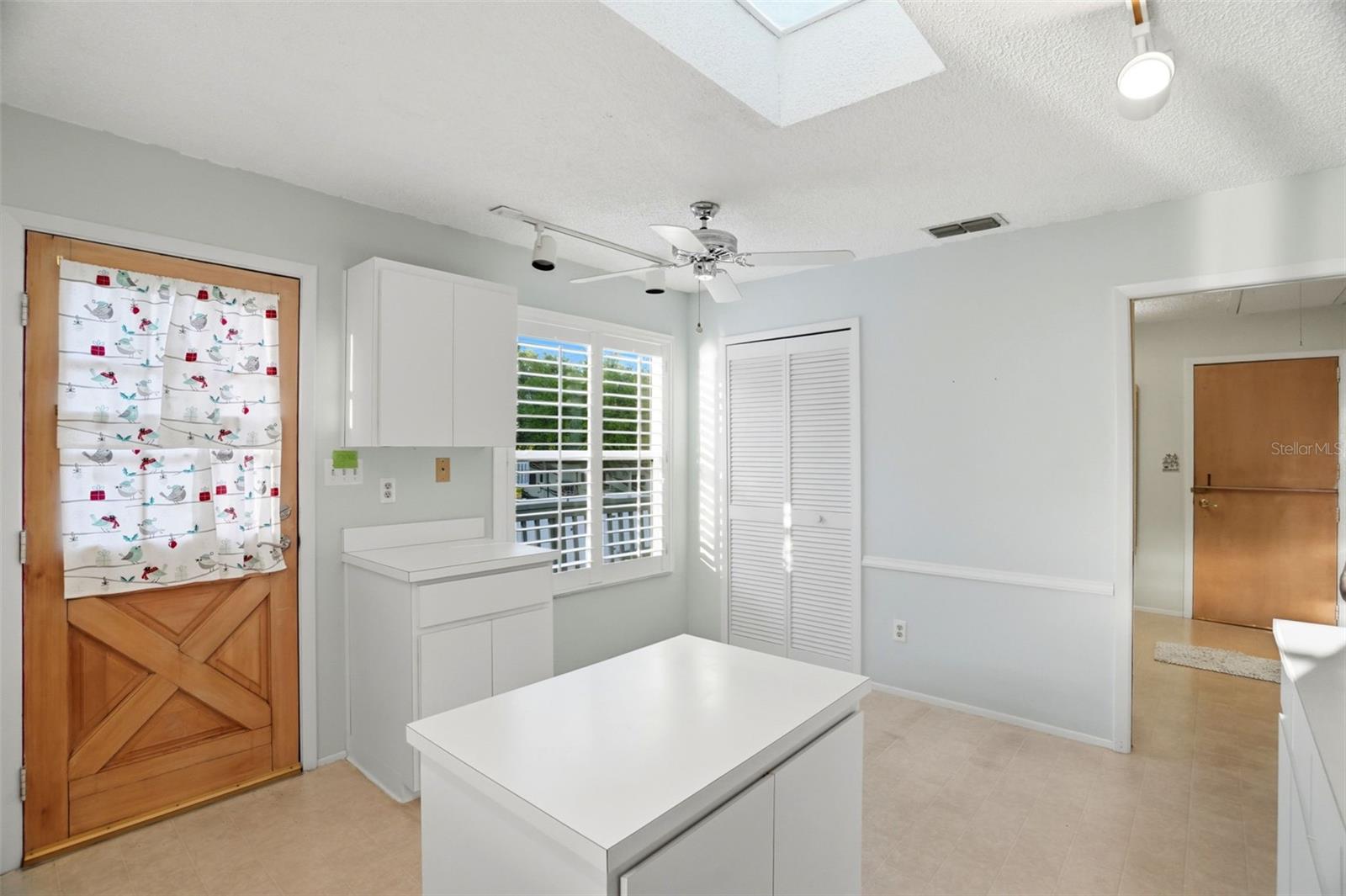 110 GEORGIA AVE. AVE, CRYSTAL BEACH, FL, 34681