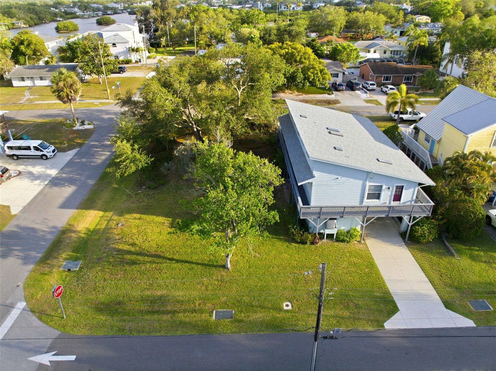 110 GEORGIA AVE. AVE, CRYSTAL BEACH, FL, 34681
