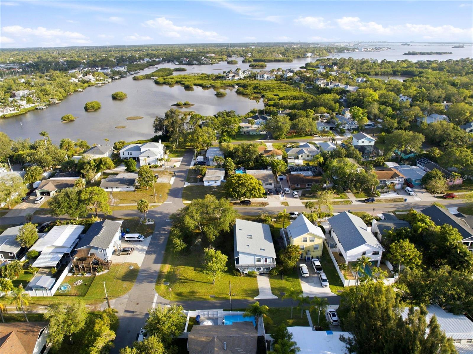 110 GEORGIA AVE. AVE, CRYSTAL BEACH, FL, 34681