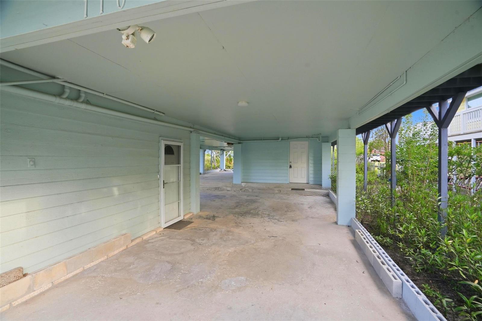110 GEORGIA AVE. AVE, CRYSTAL BEACH, FL, 34681