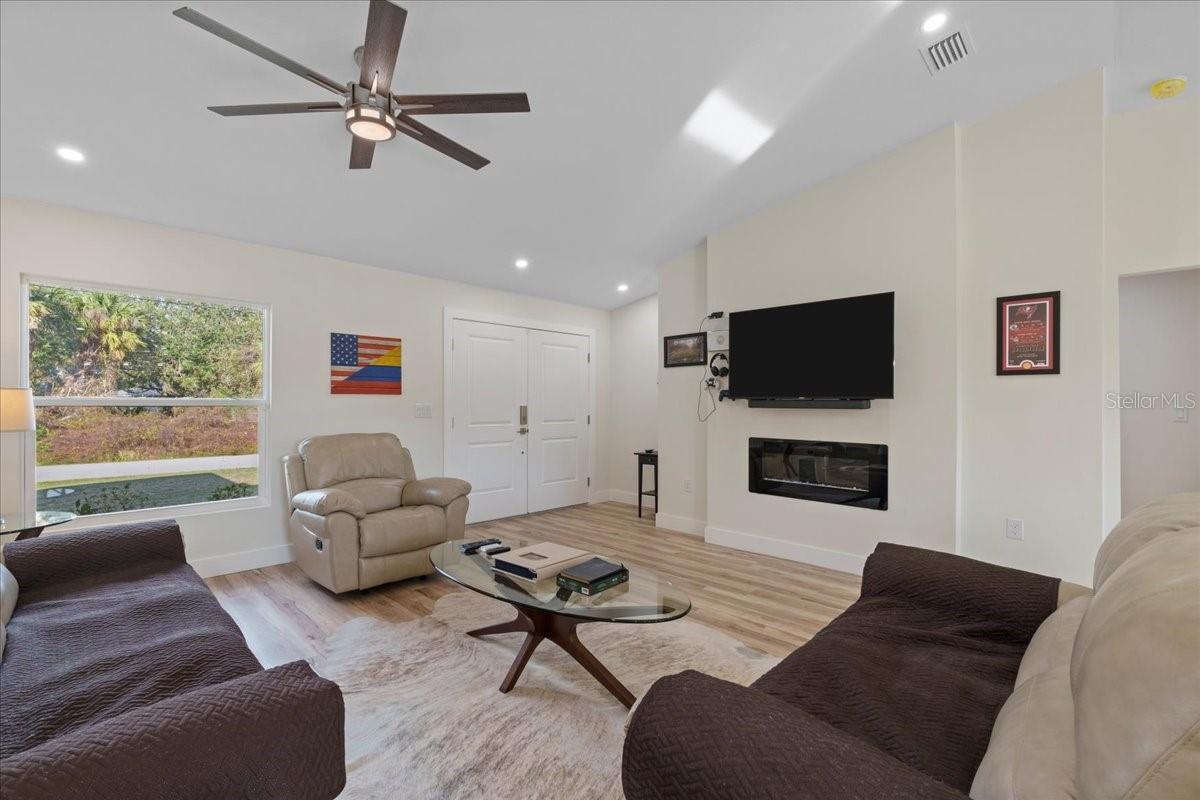 2405 VANCOUVER LN, NORTH PORT, FL, 34286