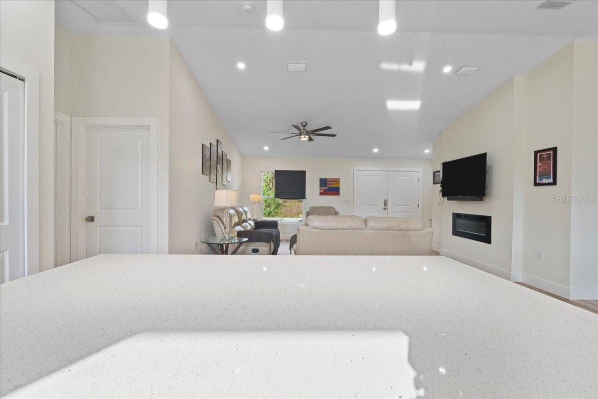 2405 VANCOUVER LN, NORTH PORT, FL, 34286