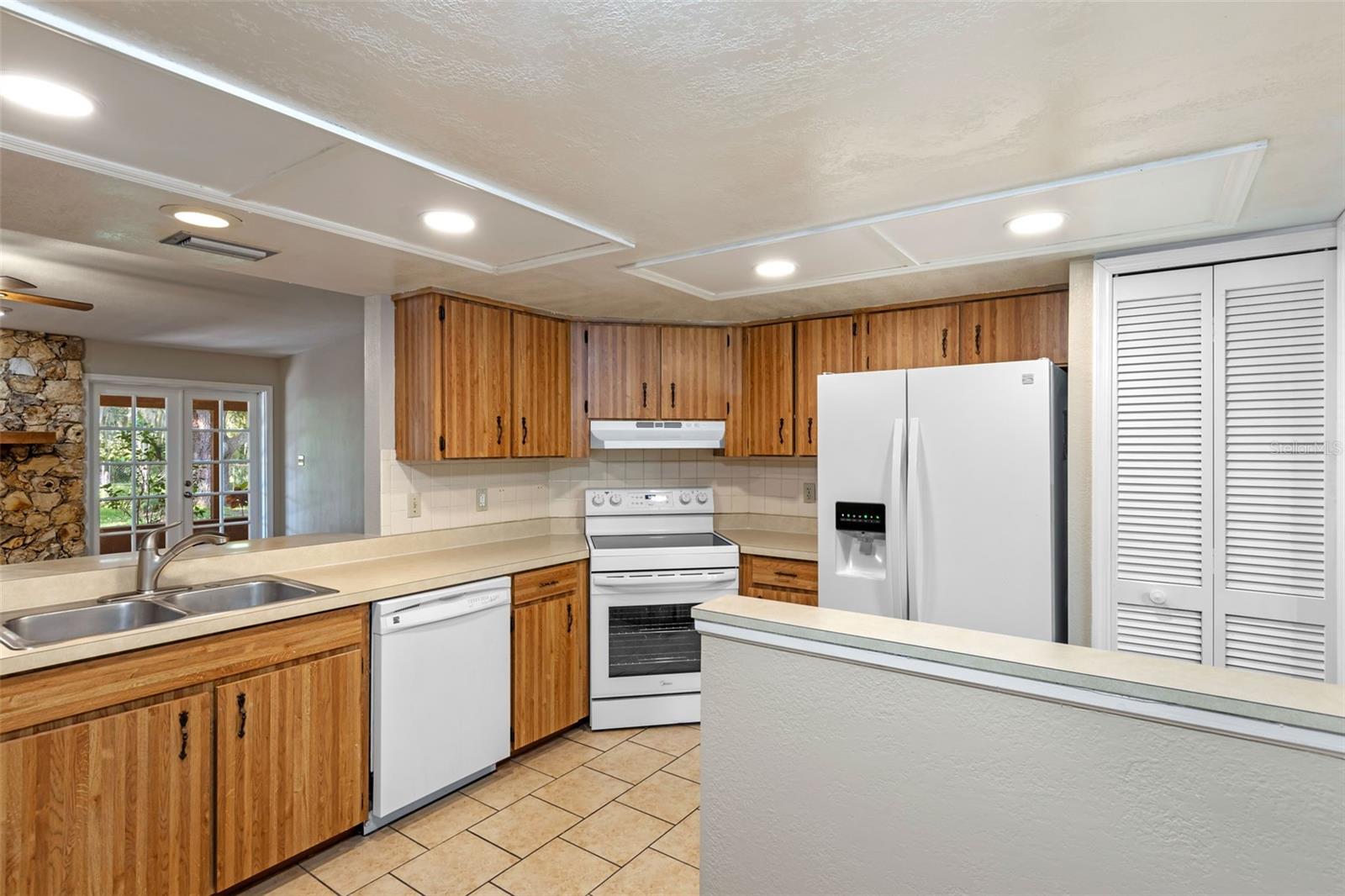 525 GARDEN HEIGHTS DR, WINTER GARDEN, FL, 34787