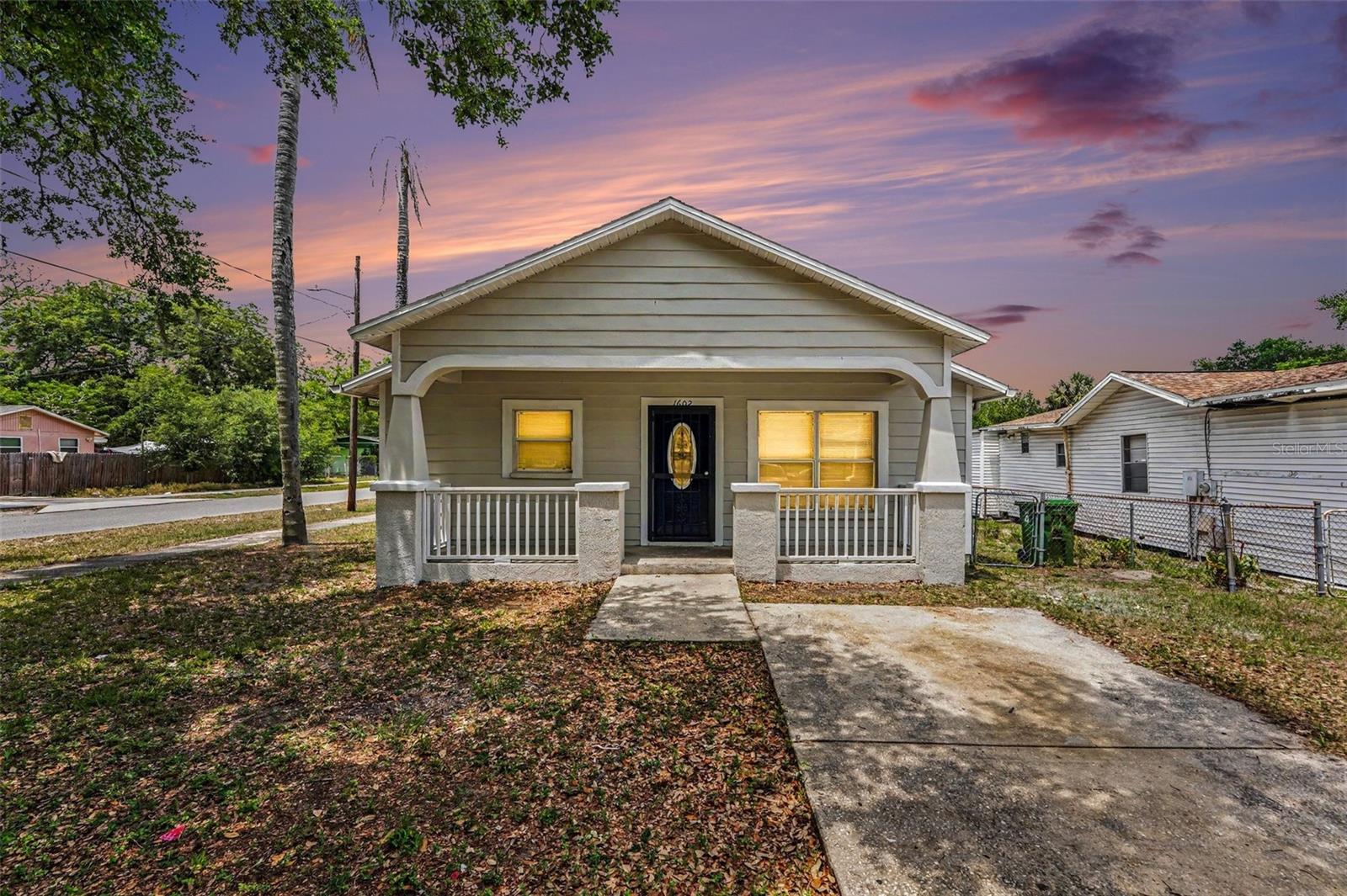 1602 E NORTH BAY ST, TAMPA, FL, 33610