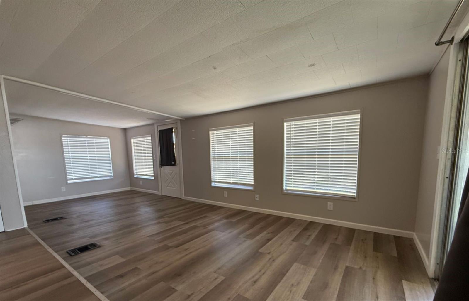 37814 DAUGHTERY RD, ZEPHYRHILLS, FL, 33541