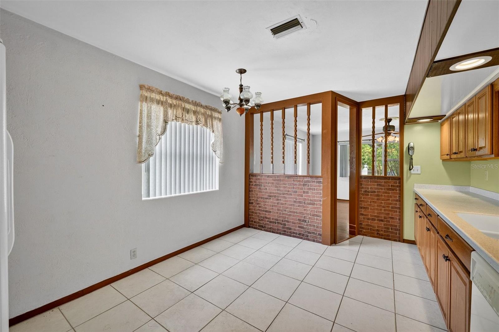 1961 CAROLINA AVE, ORMOND BEACH, FL, 32174