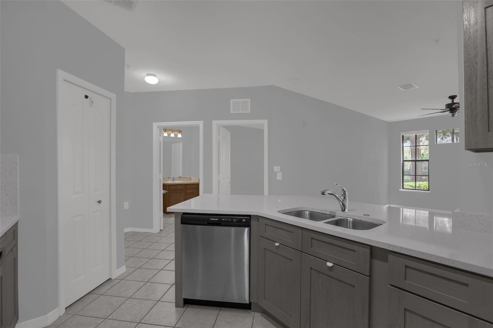 6177 METROWEST BLVD #101, ORLANDO, FL, 32835