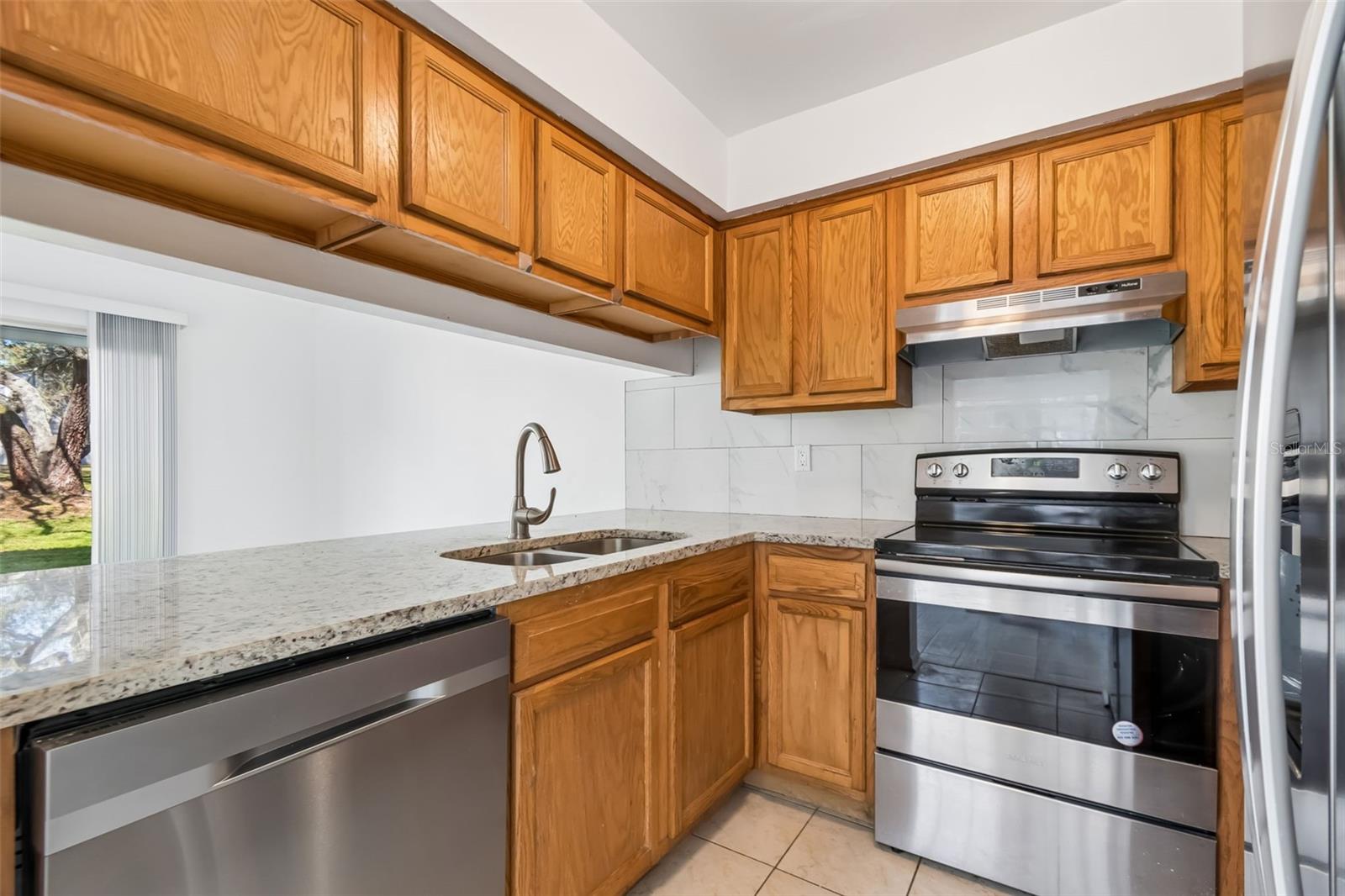 5182 SUNRIDGE PALMS DR #5182, TAMPA, FL, 33617