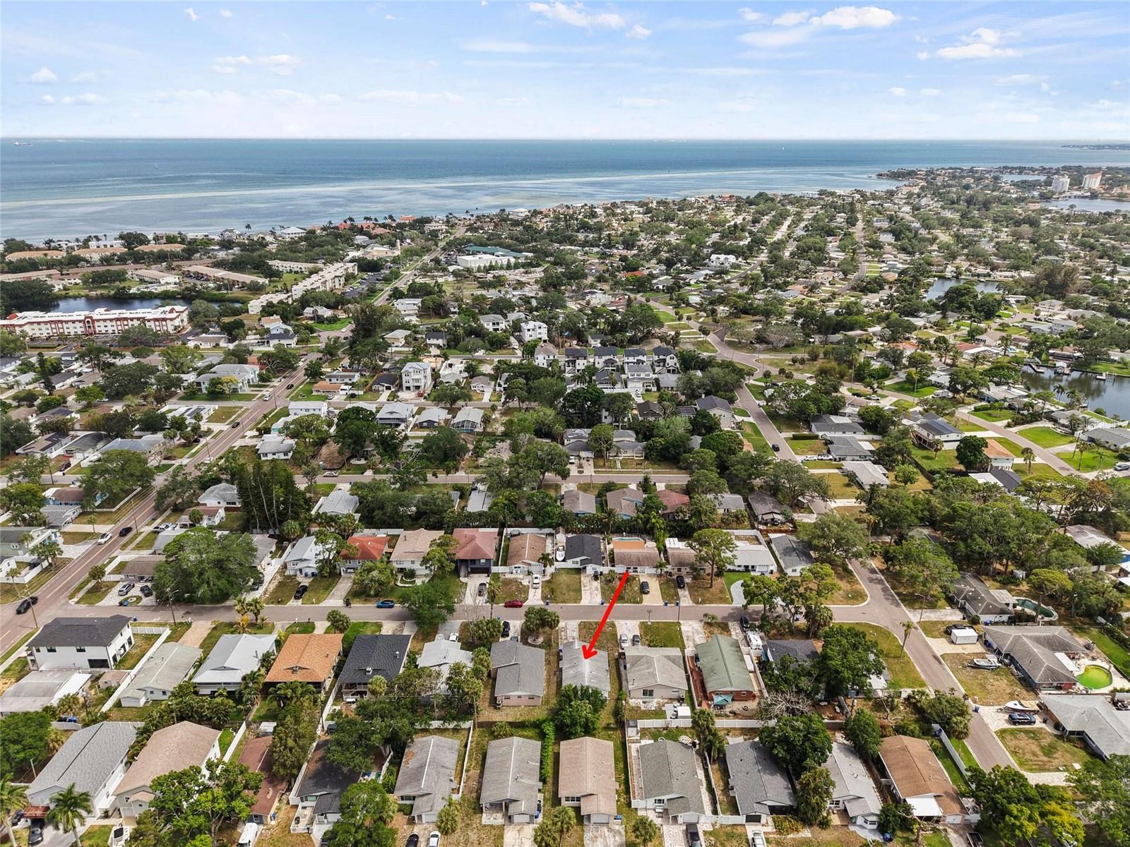 1735 MISSISSIPPI AVE NE, ST PETERSBURG, FL, 33703