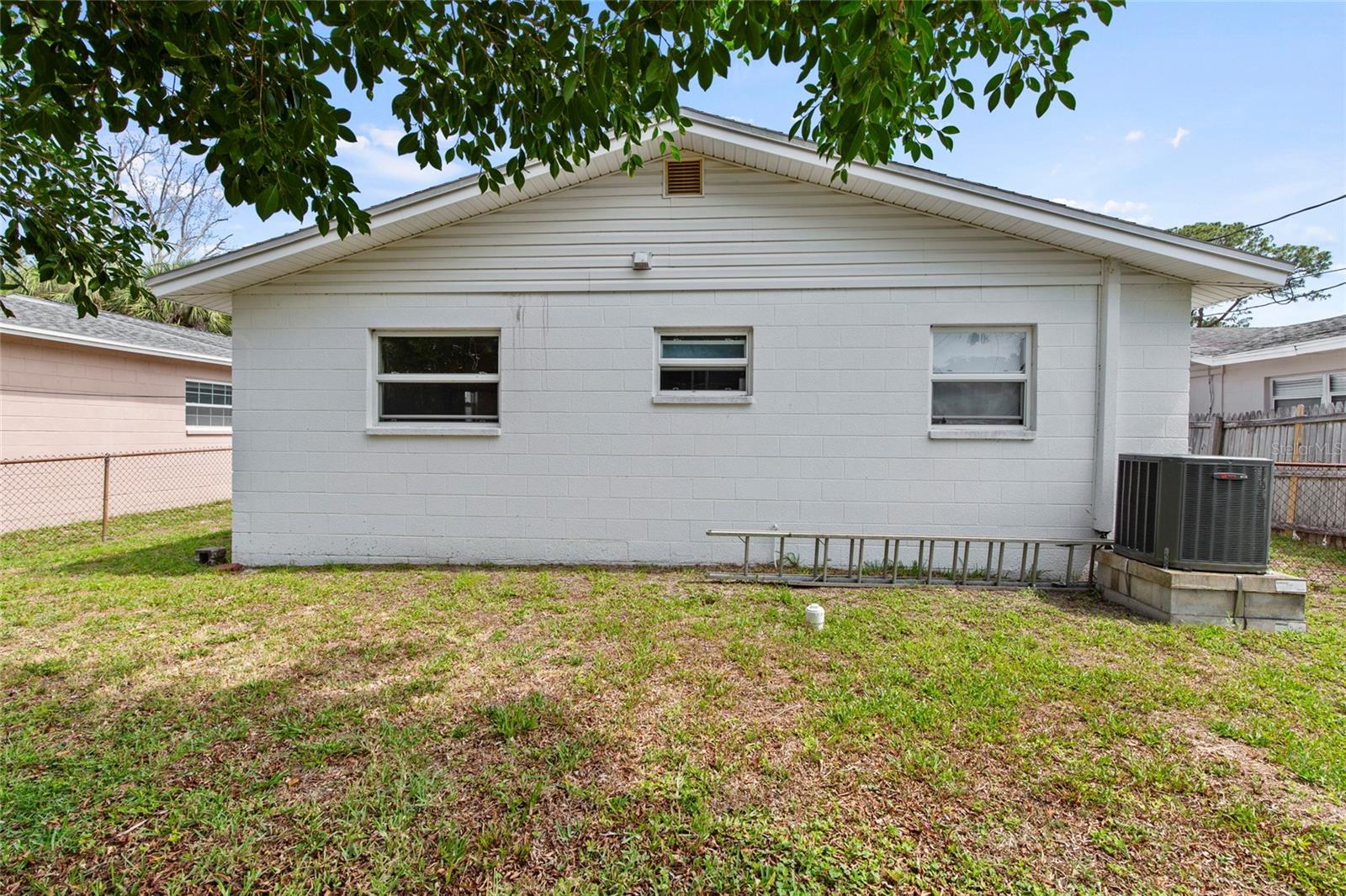 1735 MISSISSIPPI AVE NE, ST PETERSBURG, FL, 33703