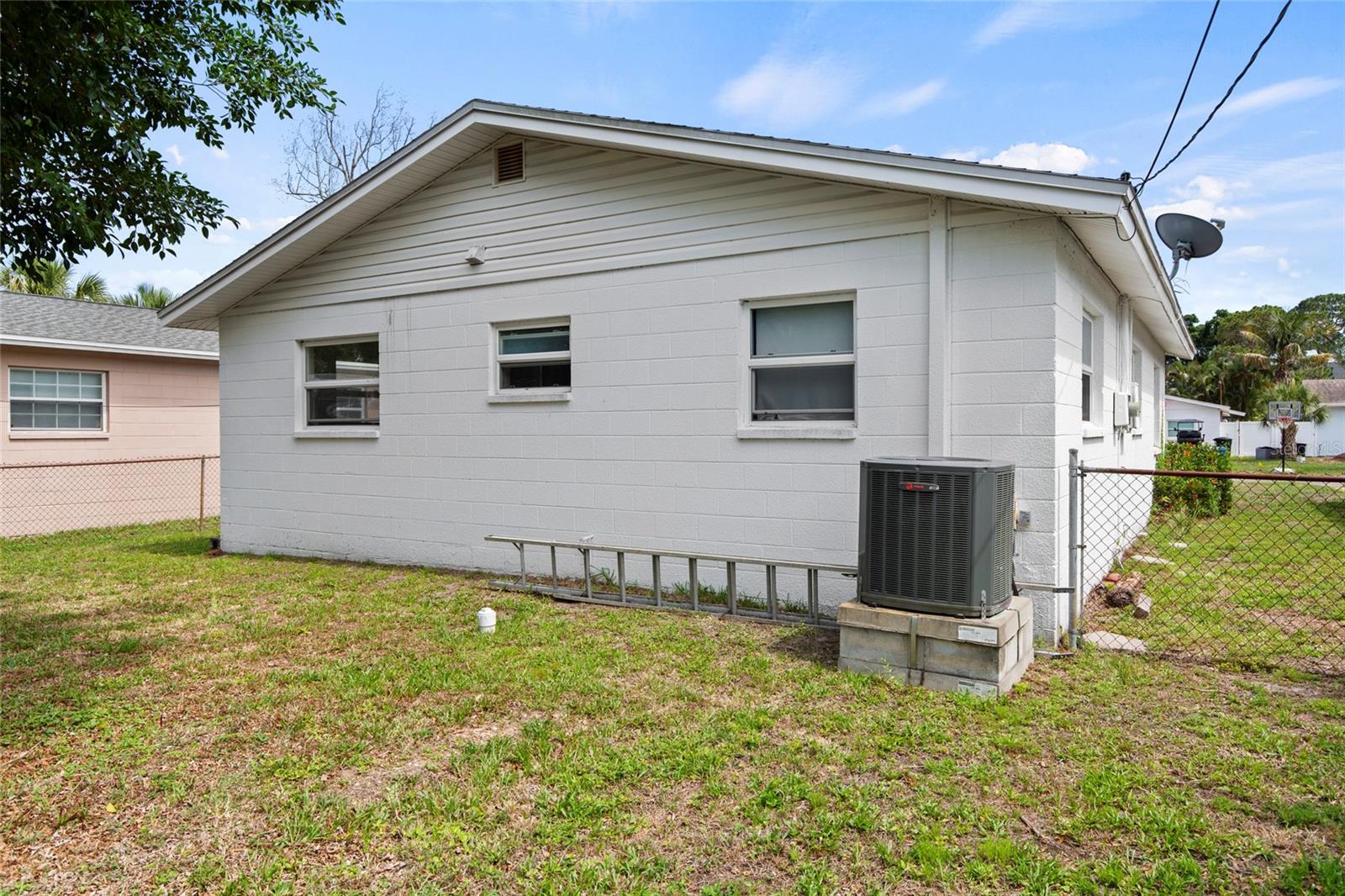 1735 MISSISSIPPI AVE NE, ST PETERSBURG, FL, 33703