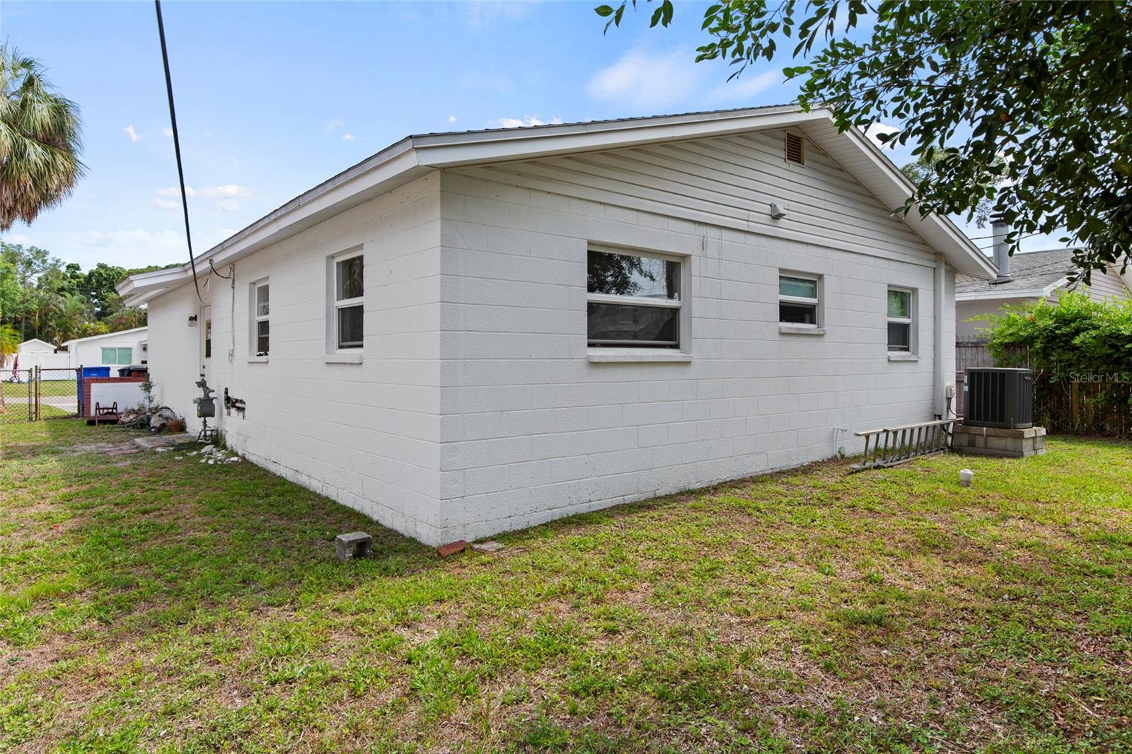 1735 MISSISSIPPI AVE NE, ST PETERSBURG, FL, 33703