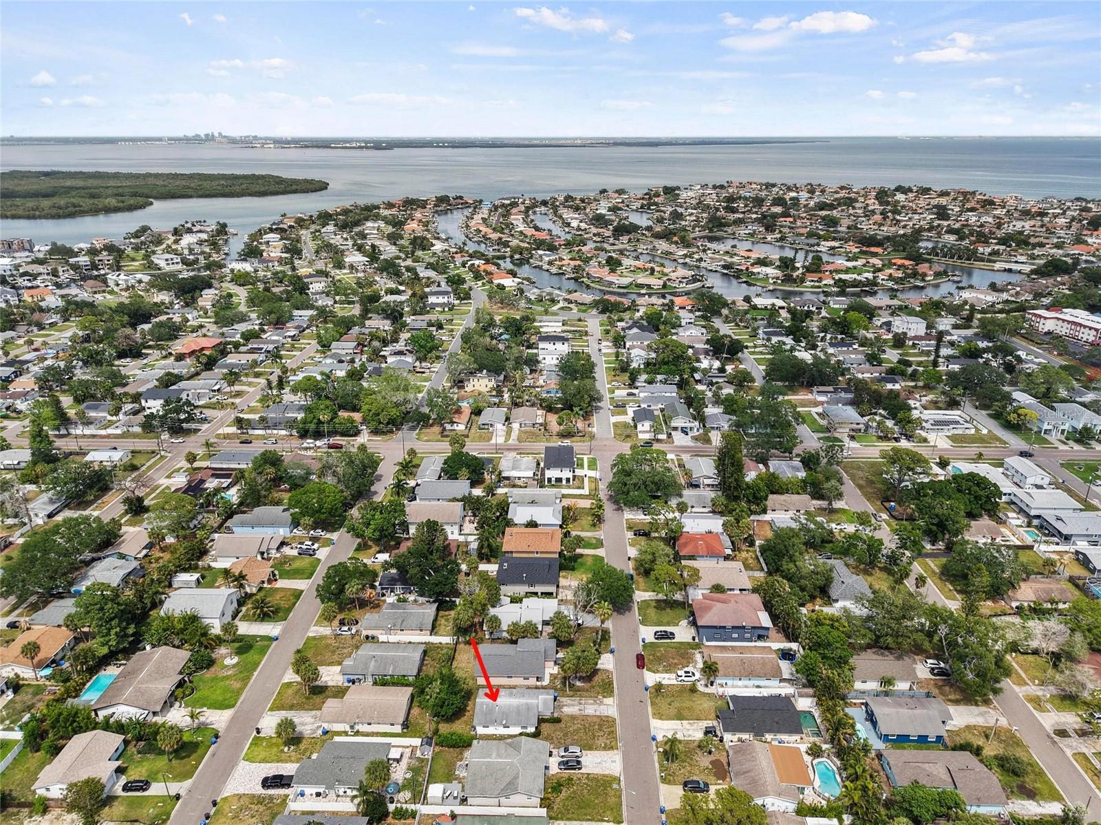 1735 MISSISSIPPI AVE NE, ST PETERSBURG, FL, 33703
