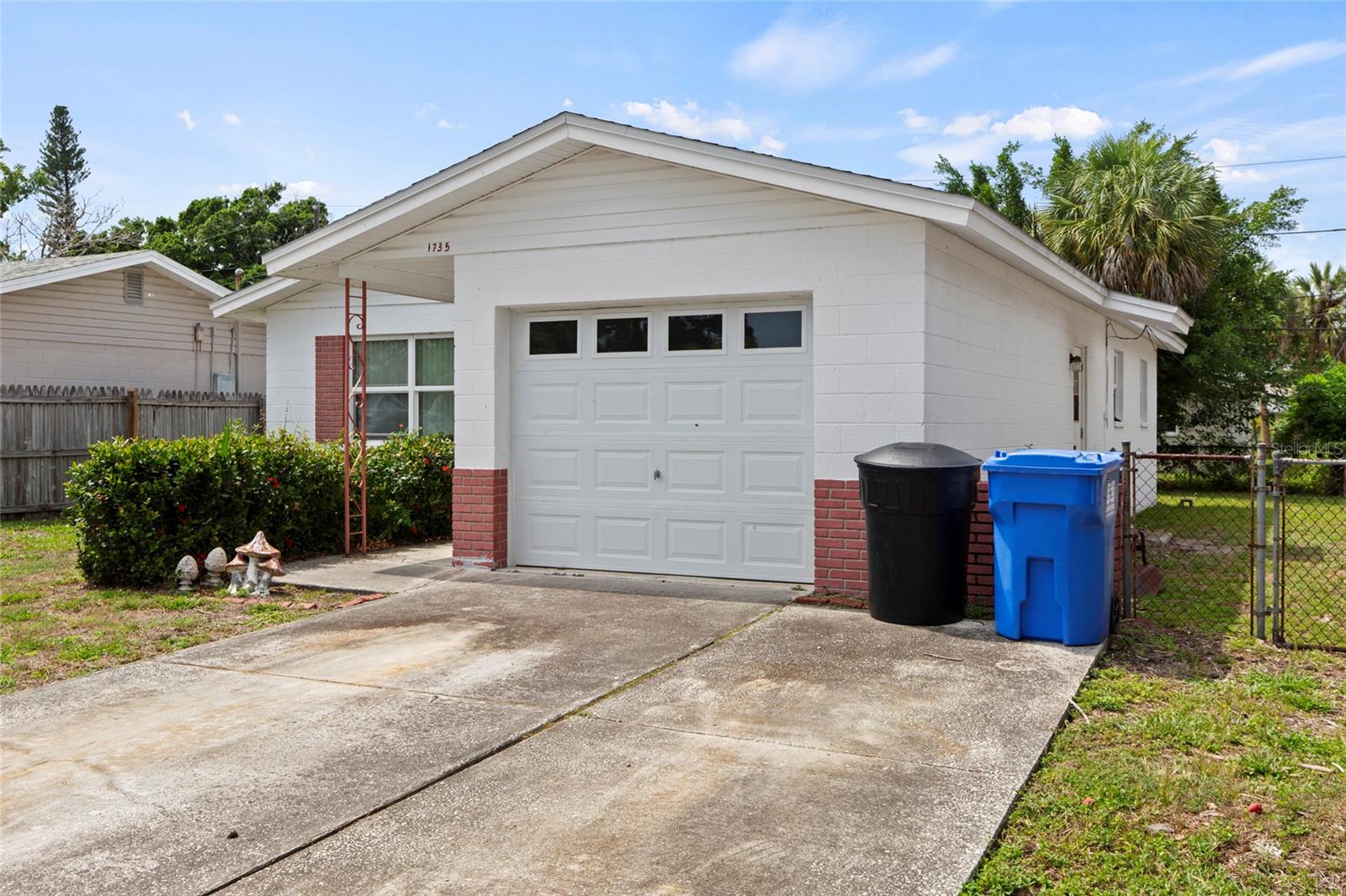 1735 MISSISSIPPI AVE NE, ST PETERSBURG, FL, 33703