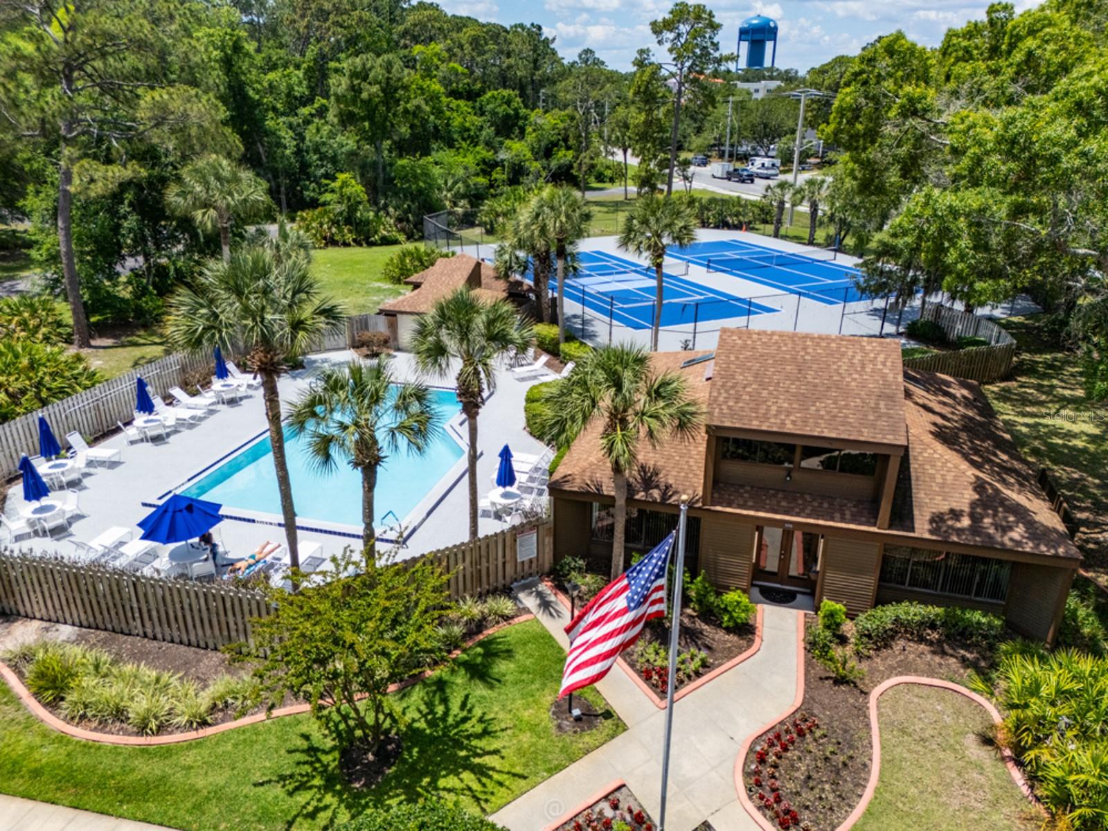 18 SALISBURY CT #18, PALM COAST, FL, 32137