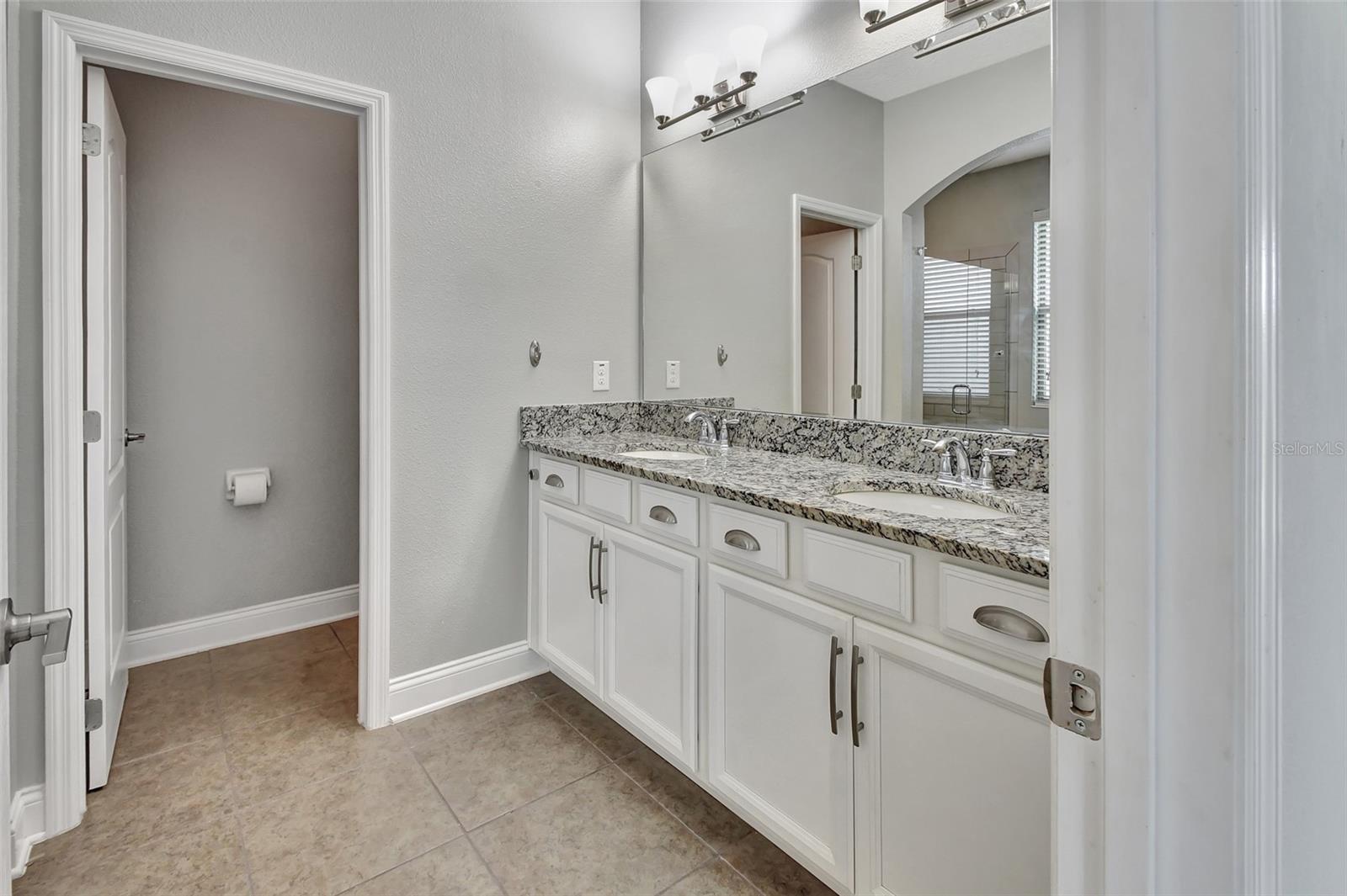 175 ANCONA AVE, DEBARY, FL, 32713