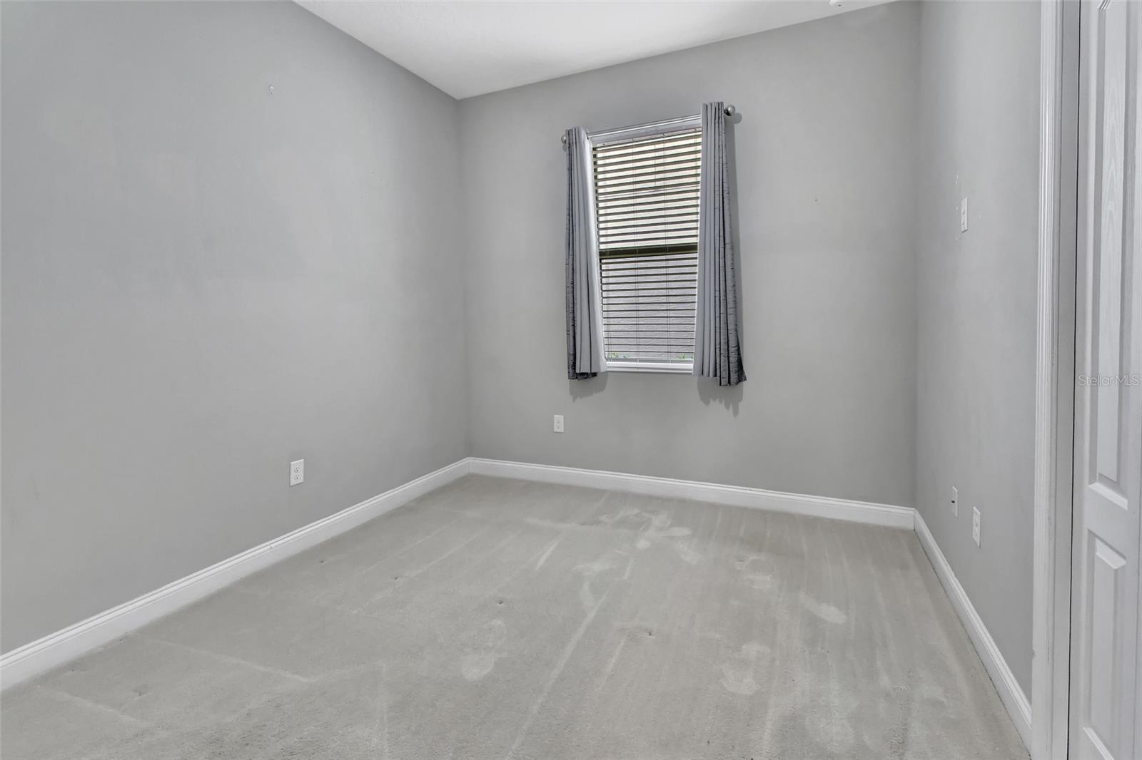 175 ANCONA AVE, DEBARY, FL, 32713