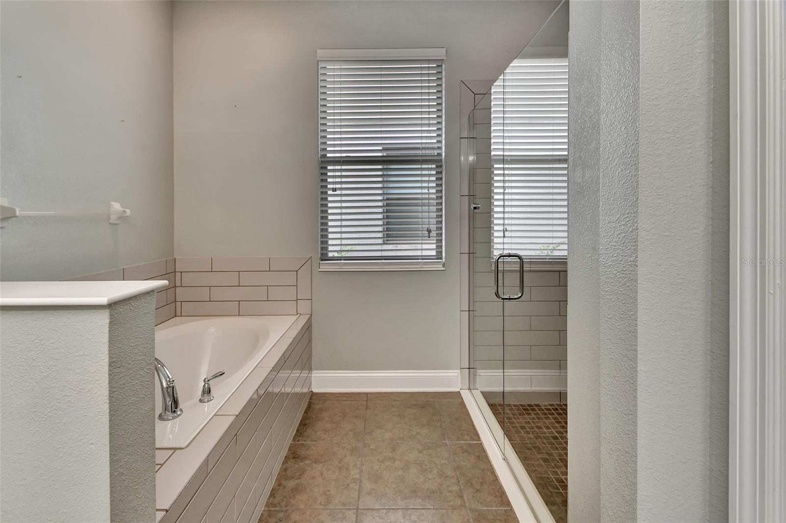 175 ANCONA AVE, DEBARY, FL, 32713