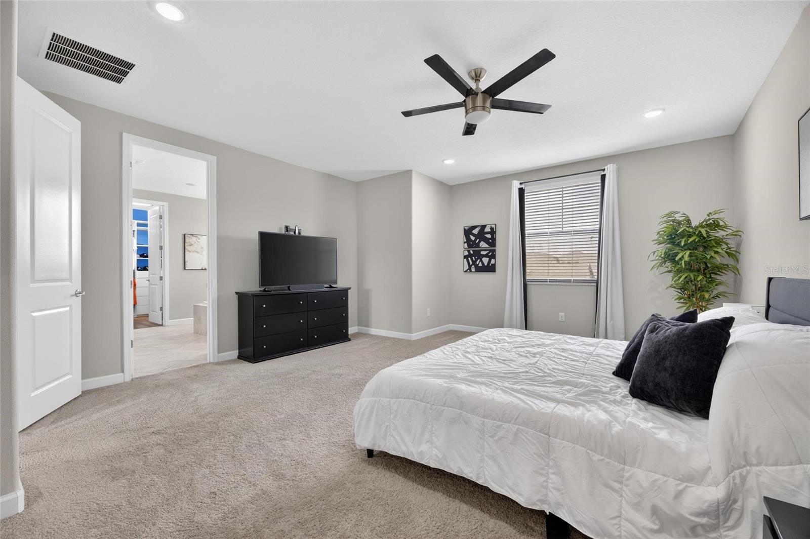 2905 HILLIARD DR, WESLEY CHAPEL, FL, 33543