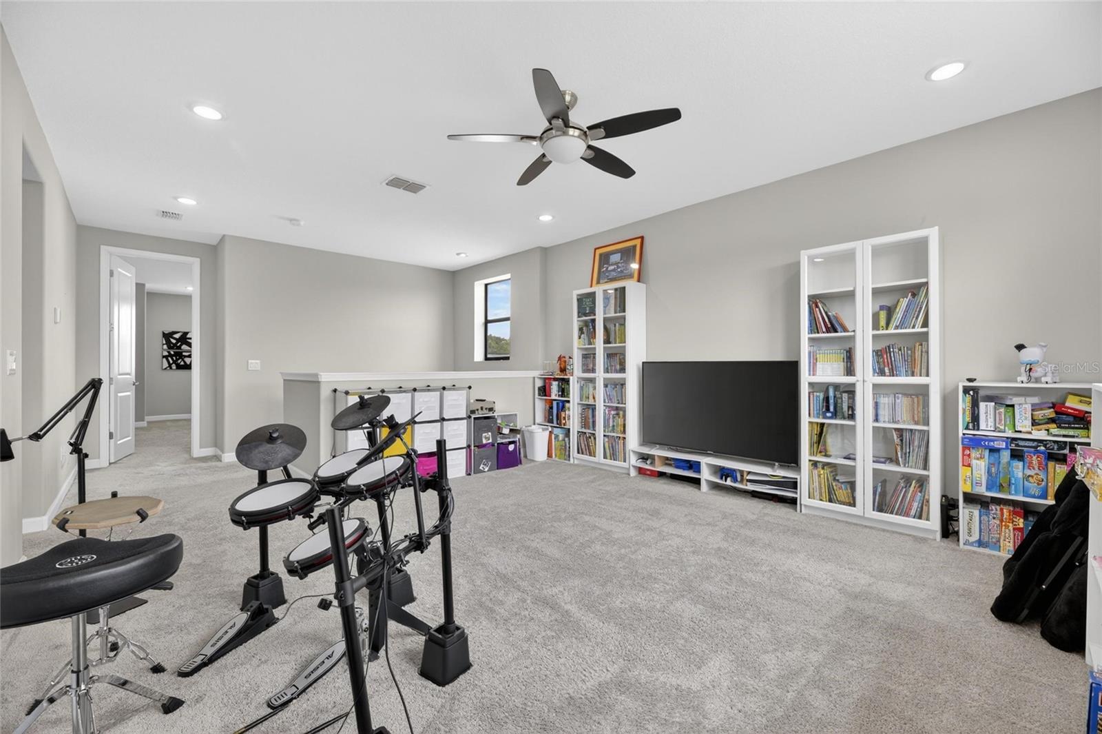 2905 HILLIARD DR, WESLEY CHAPEL, FL, 33543