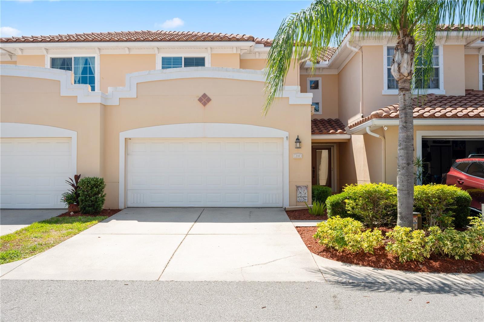 210 VALENCIA CIR, ST PETERSBURG, FL, 33716