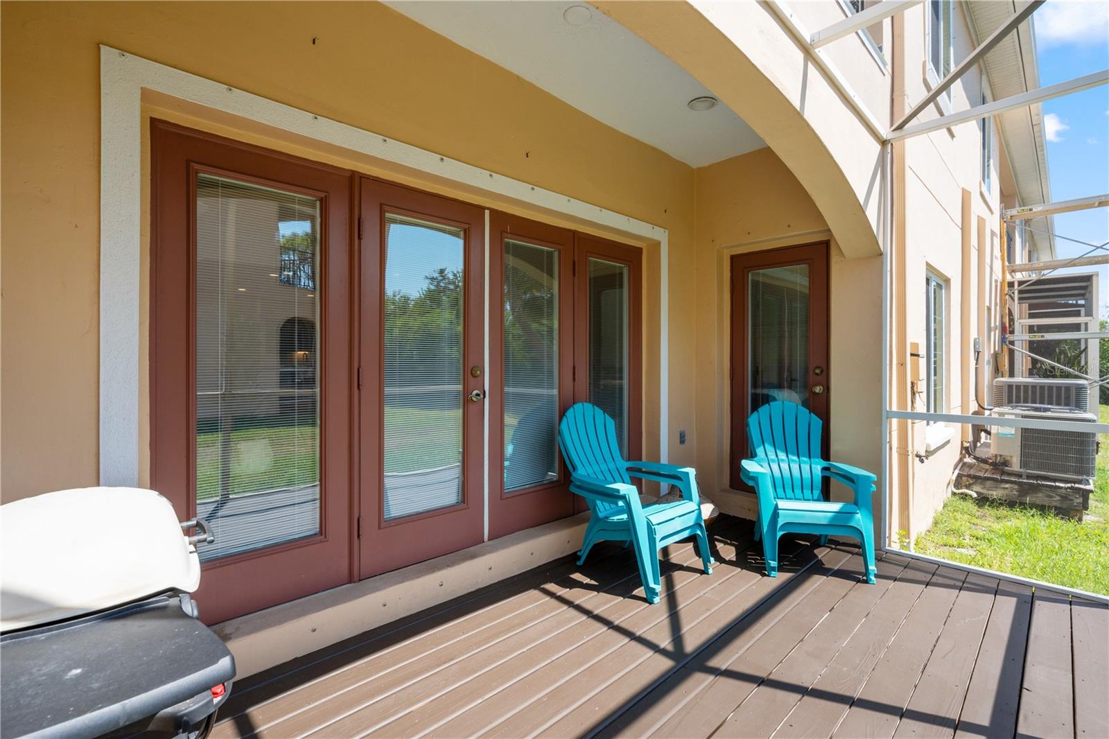 210 VALENCIA CIR, ST PETERSBURG, FL, 33716