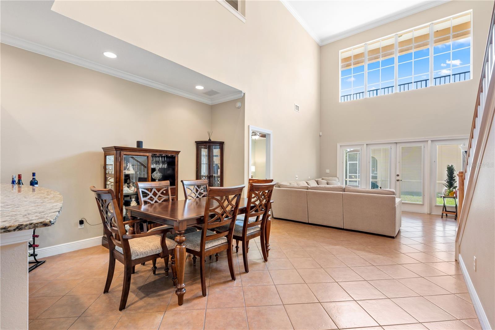 210 VALENCIA CIR, ST PETERSBURG, FL, 33716