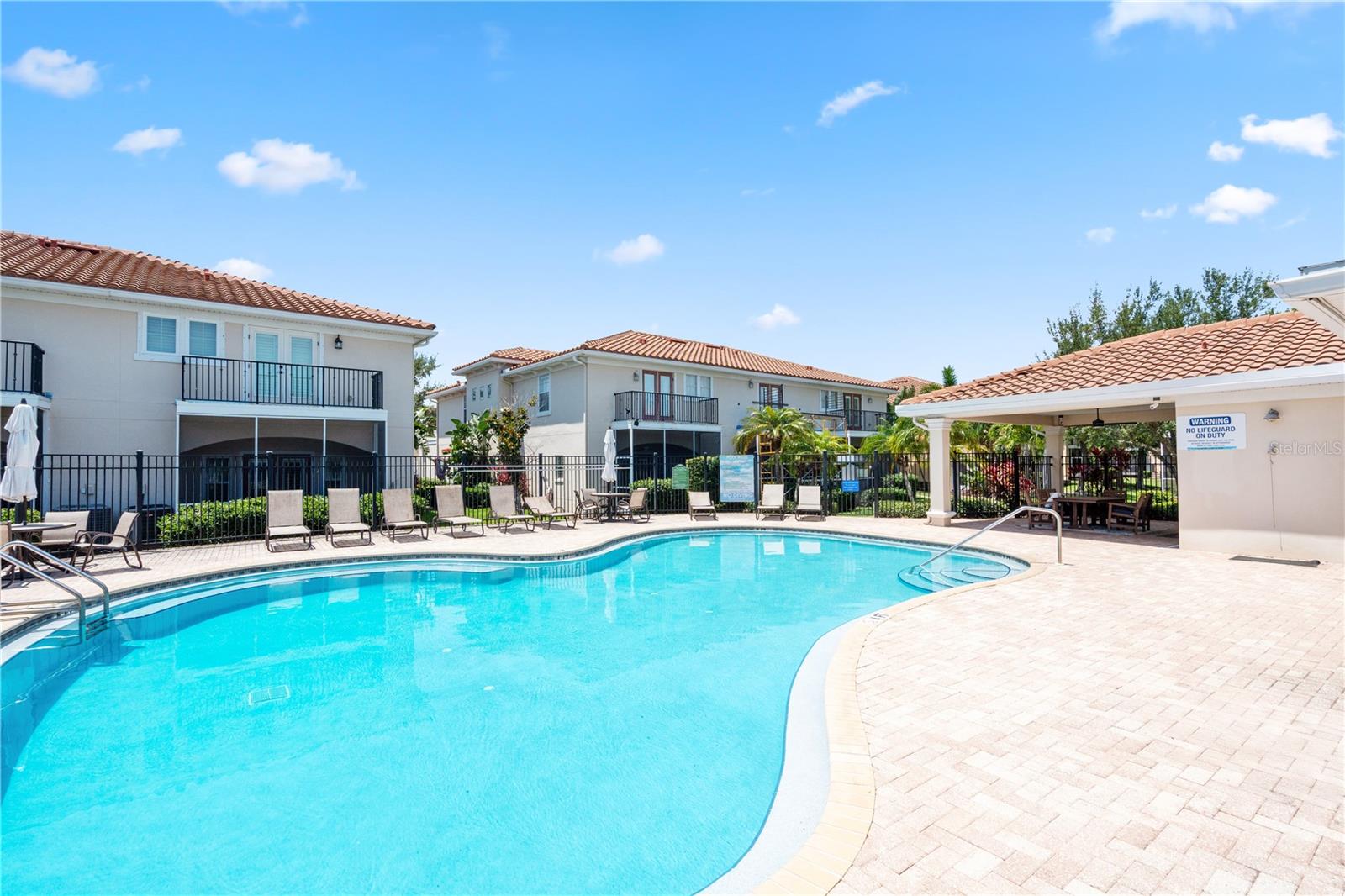 210 VALENCIA CIR, ST PETERSBURG, FL, 33716