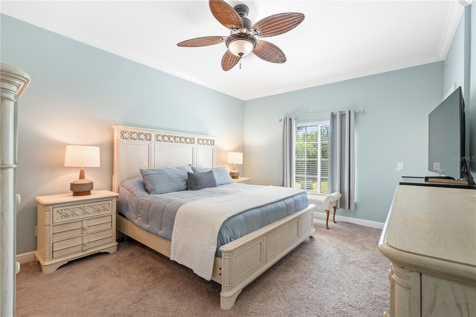 210 VALENCIA CIR, ST PETERSBURG, FL, 33716