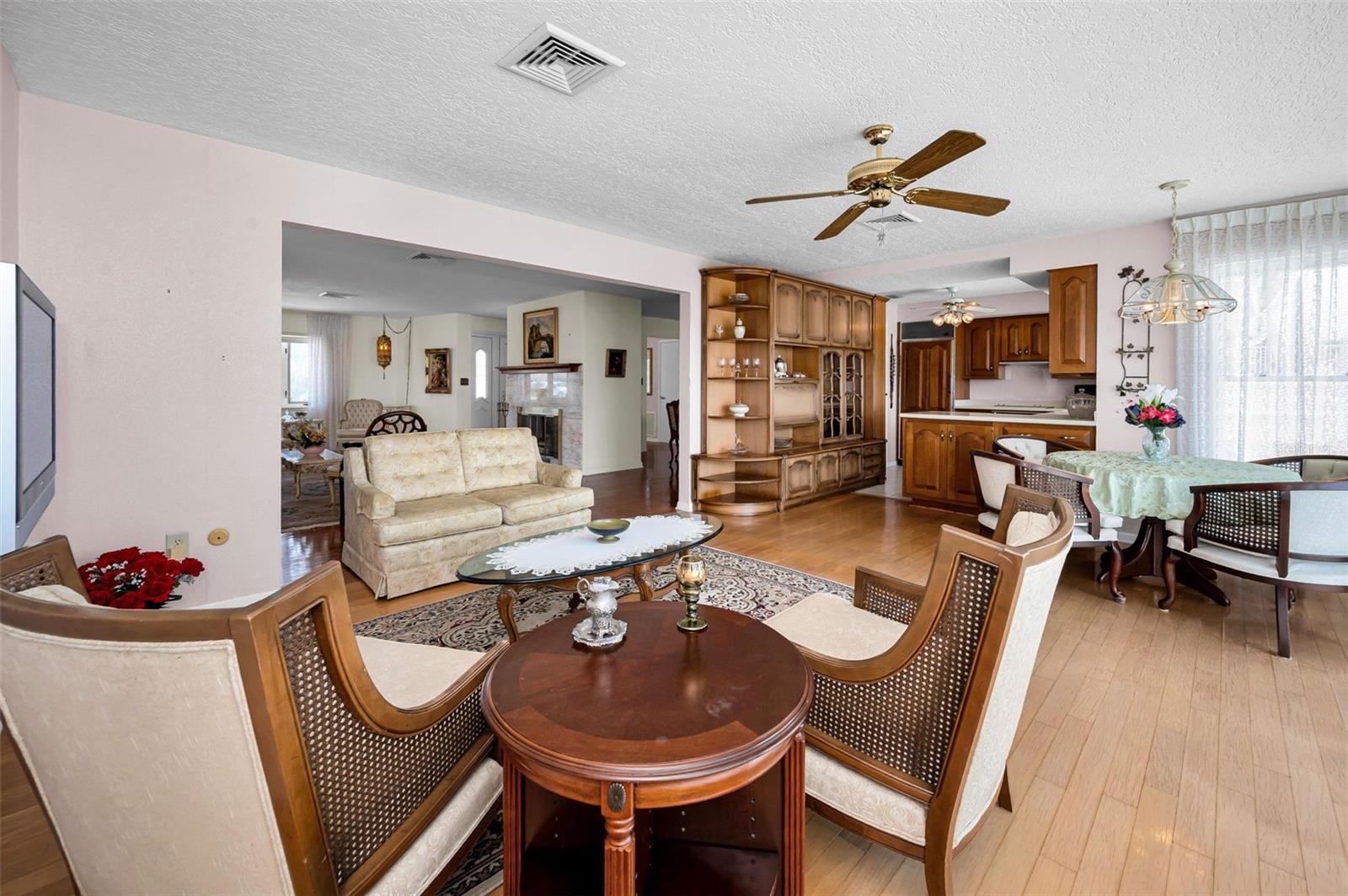 516 HARBOR DR N, INDIAN ROCKS BEACH, FL, 33785
