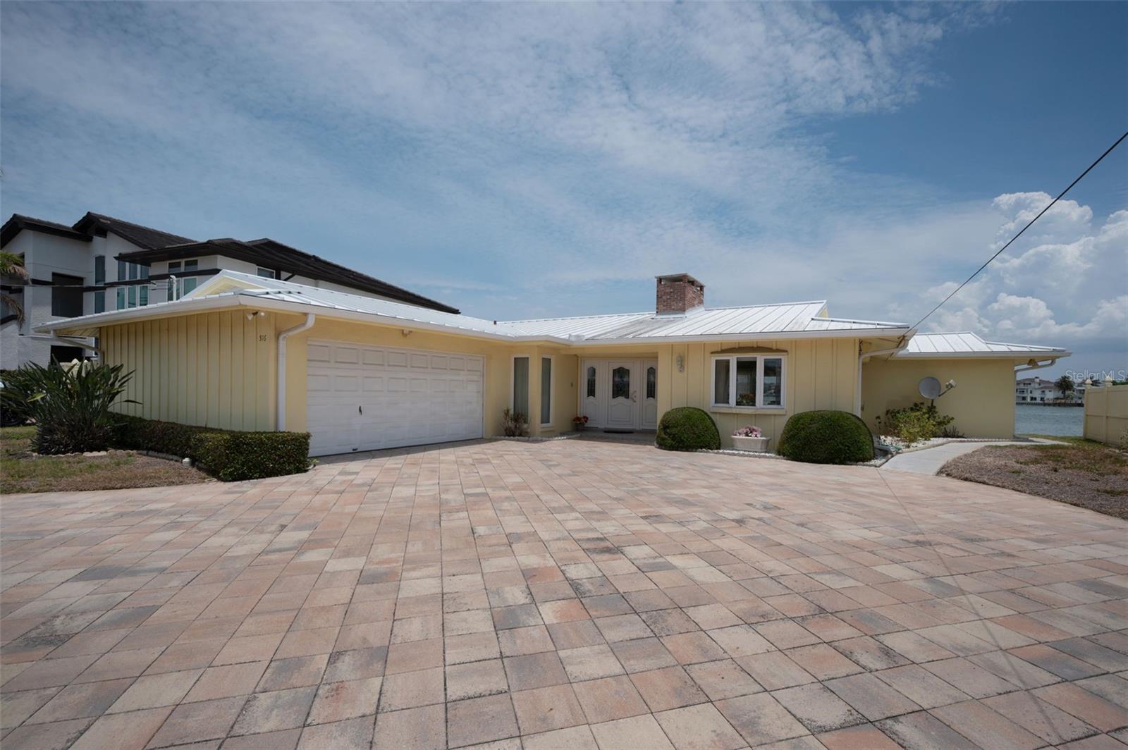 516 HARBOR DR N, INDIAN ROCKS BEACH, FL, 33785