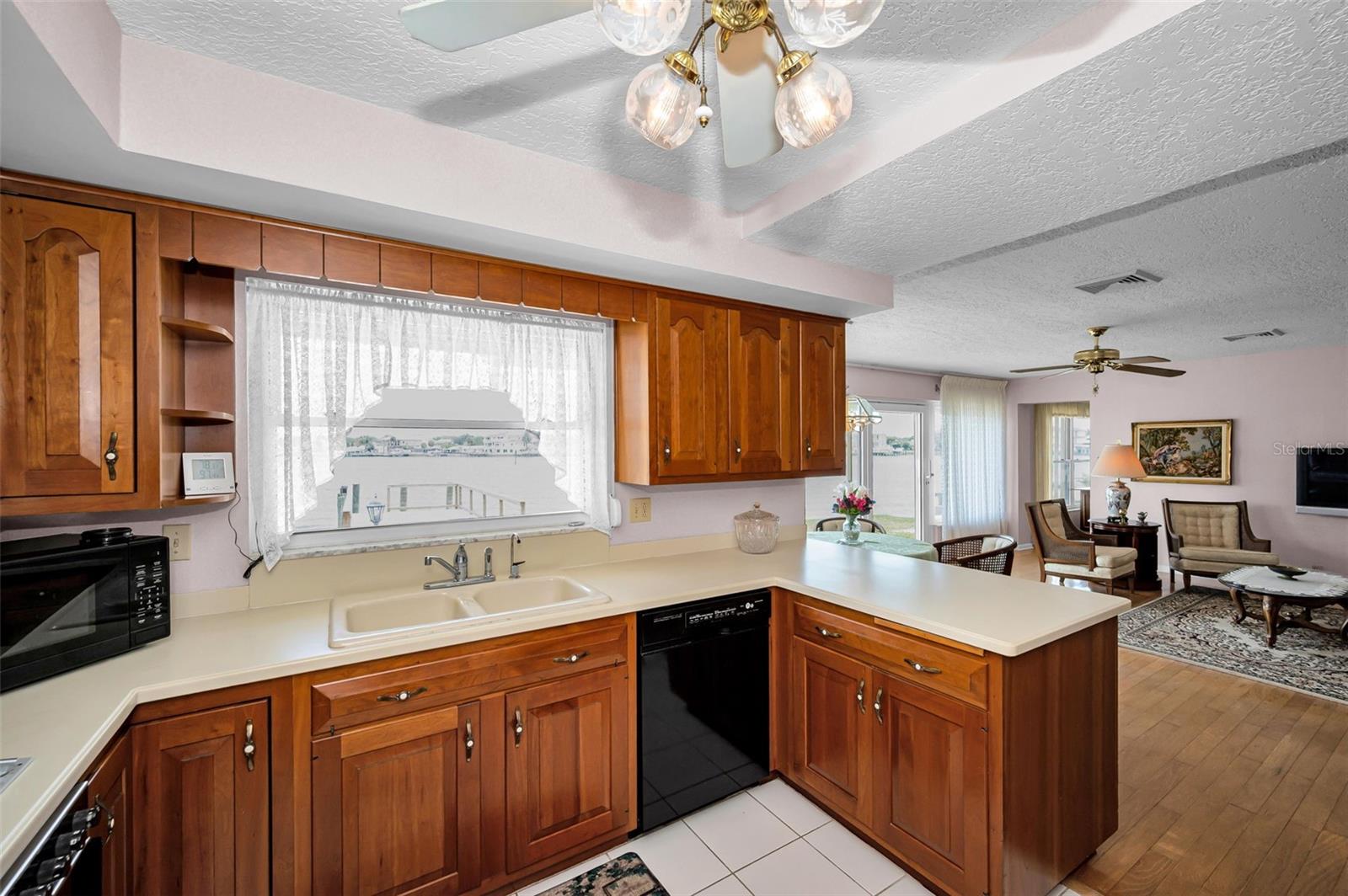 516 HARBOR DR N, INDIAN ROCKS BEACH, FL, 33785