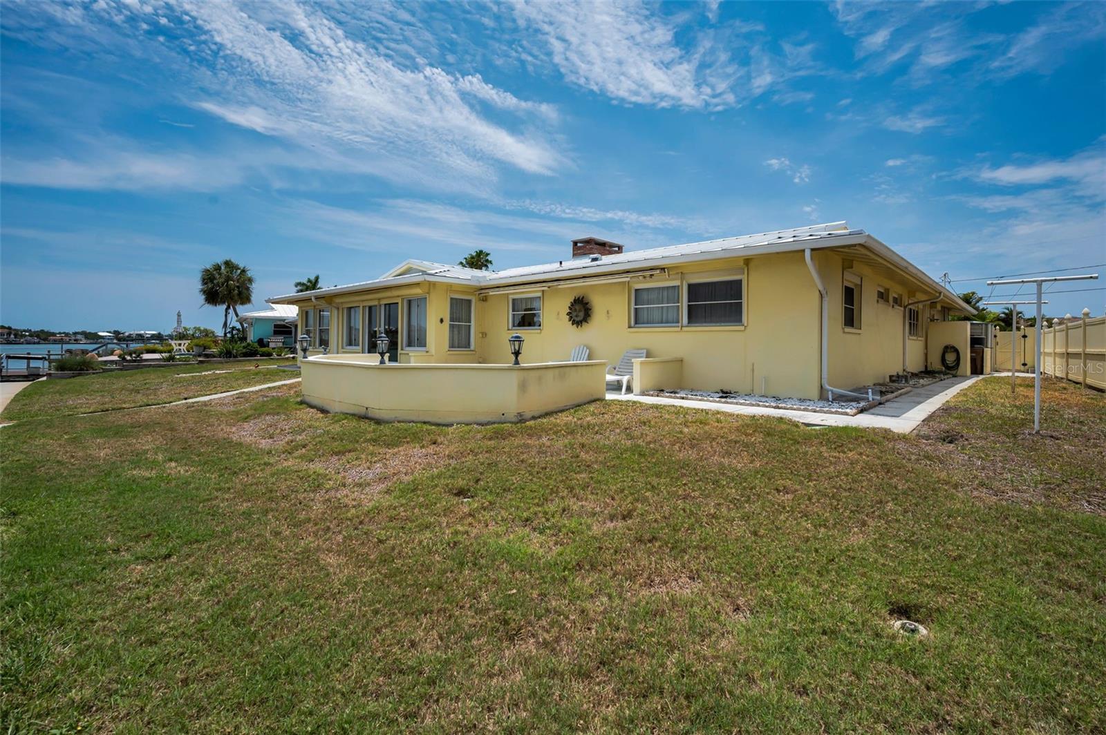 516 HARBOR DR N, INDIAN ROCKS BEACH, FL, 33785
