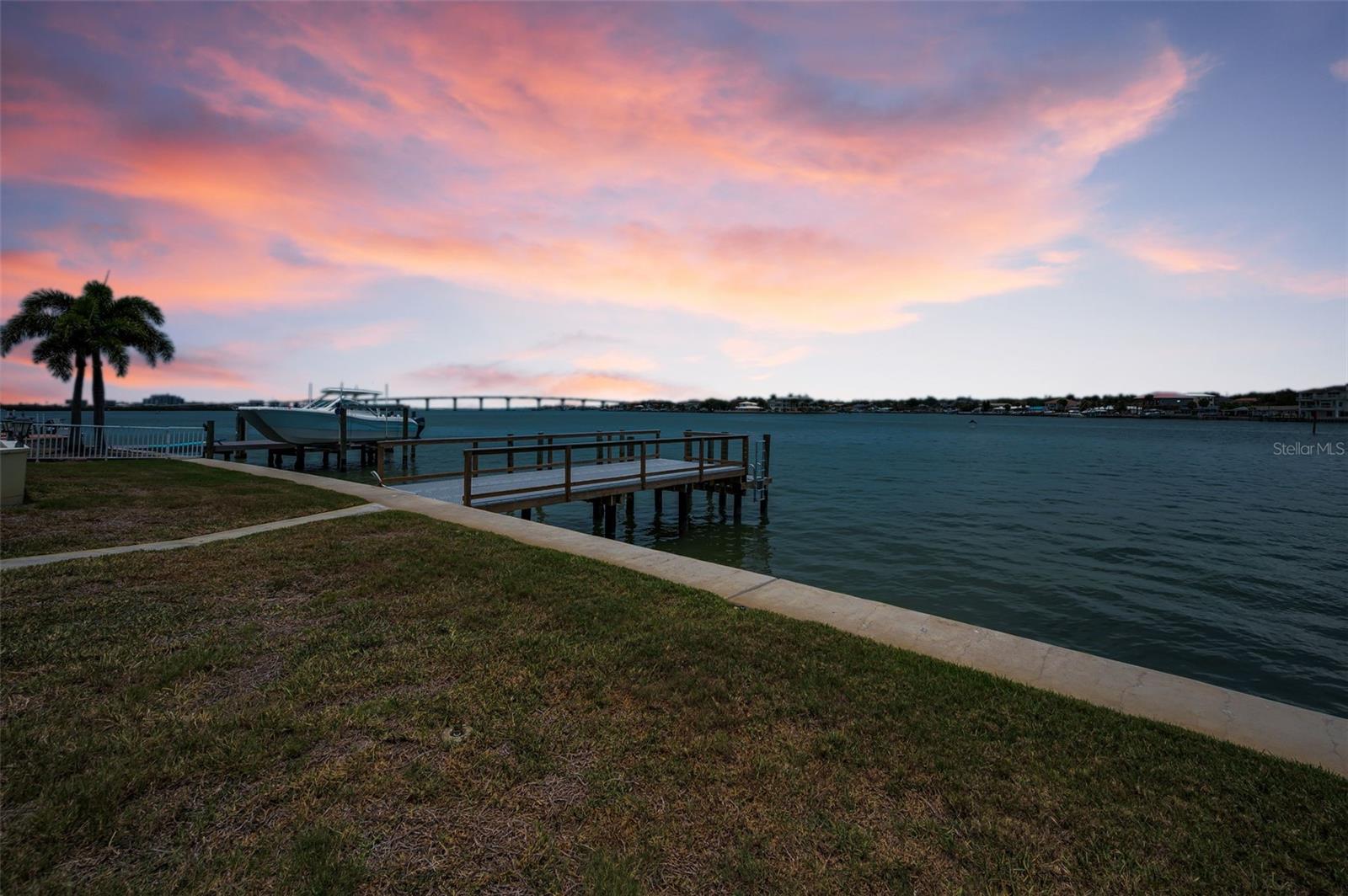 516 HARBOR DR N, INDIAN ROCKS BEACH, FL, 33785
