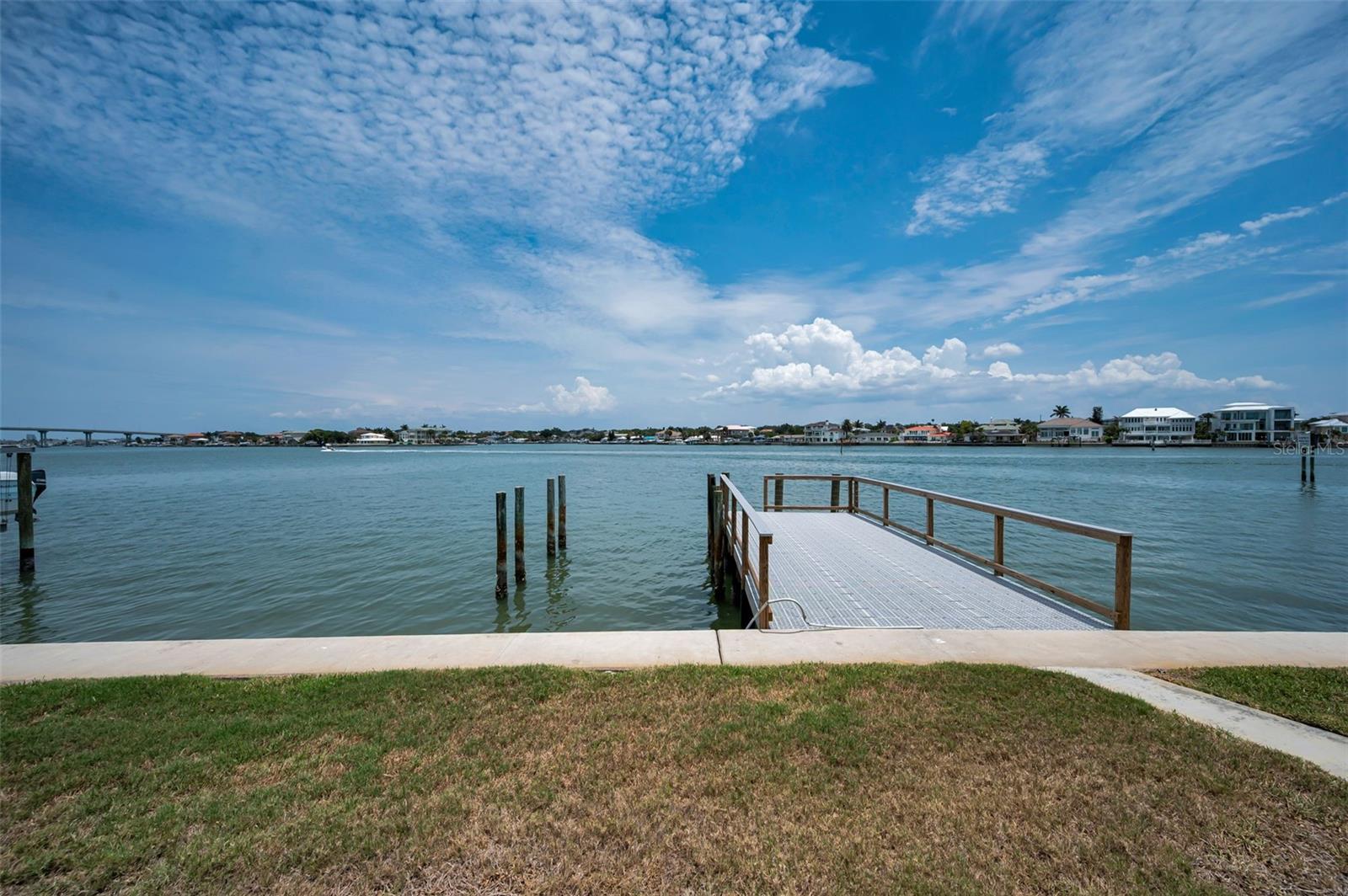 516 HARBOR DR N, INDIAN ROCKS BEACH, FL, 33785