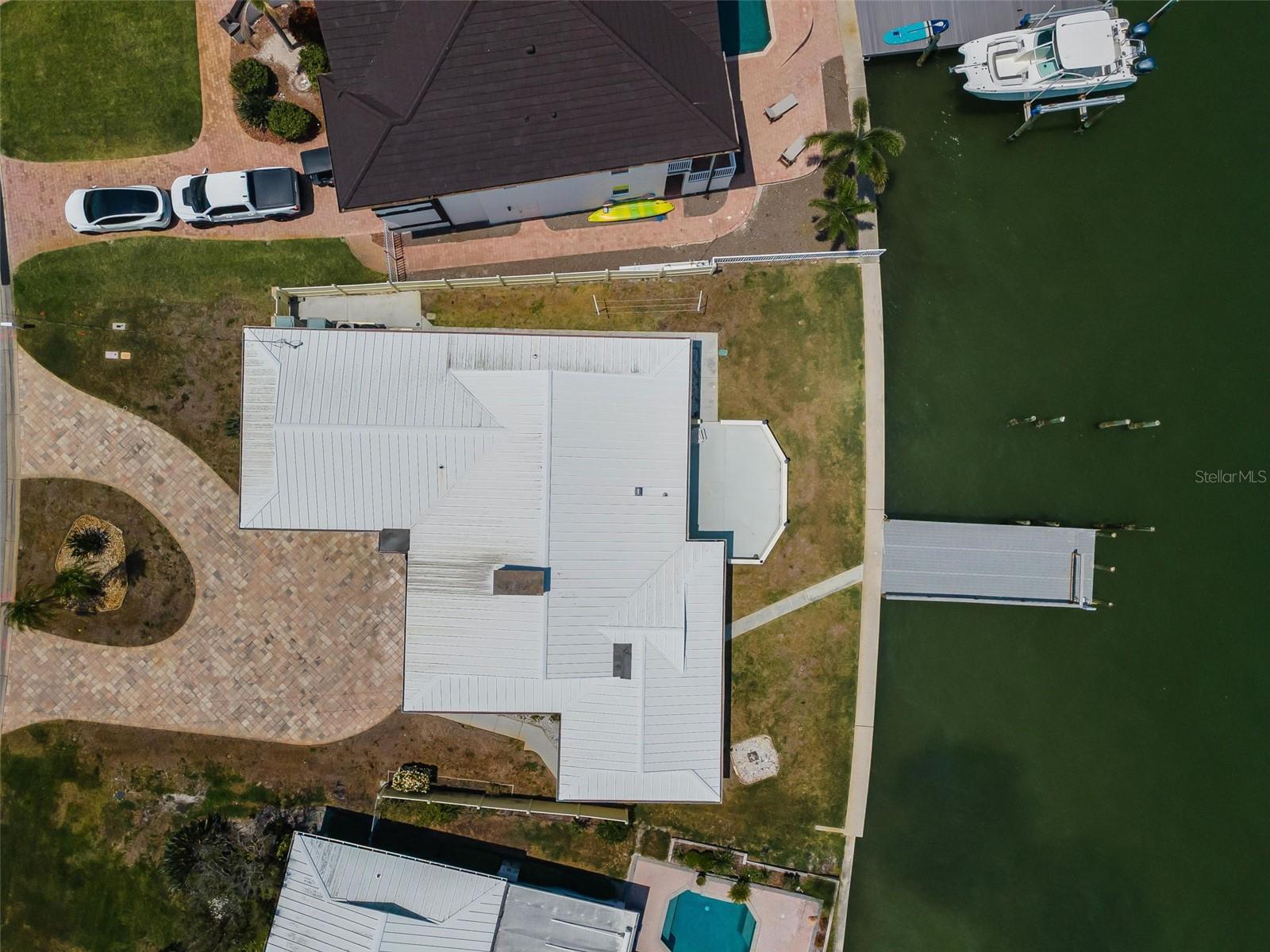 516 HARBOR DR N, INDIAN ROCKS BEACH, FL, 33785