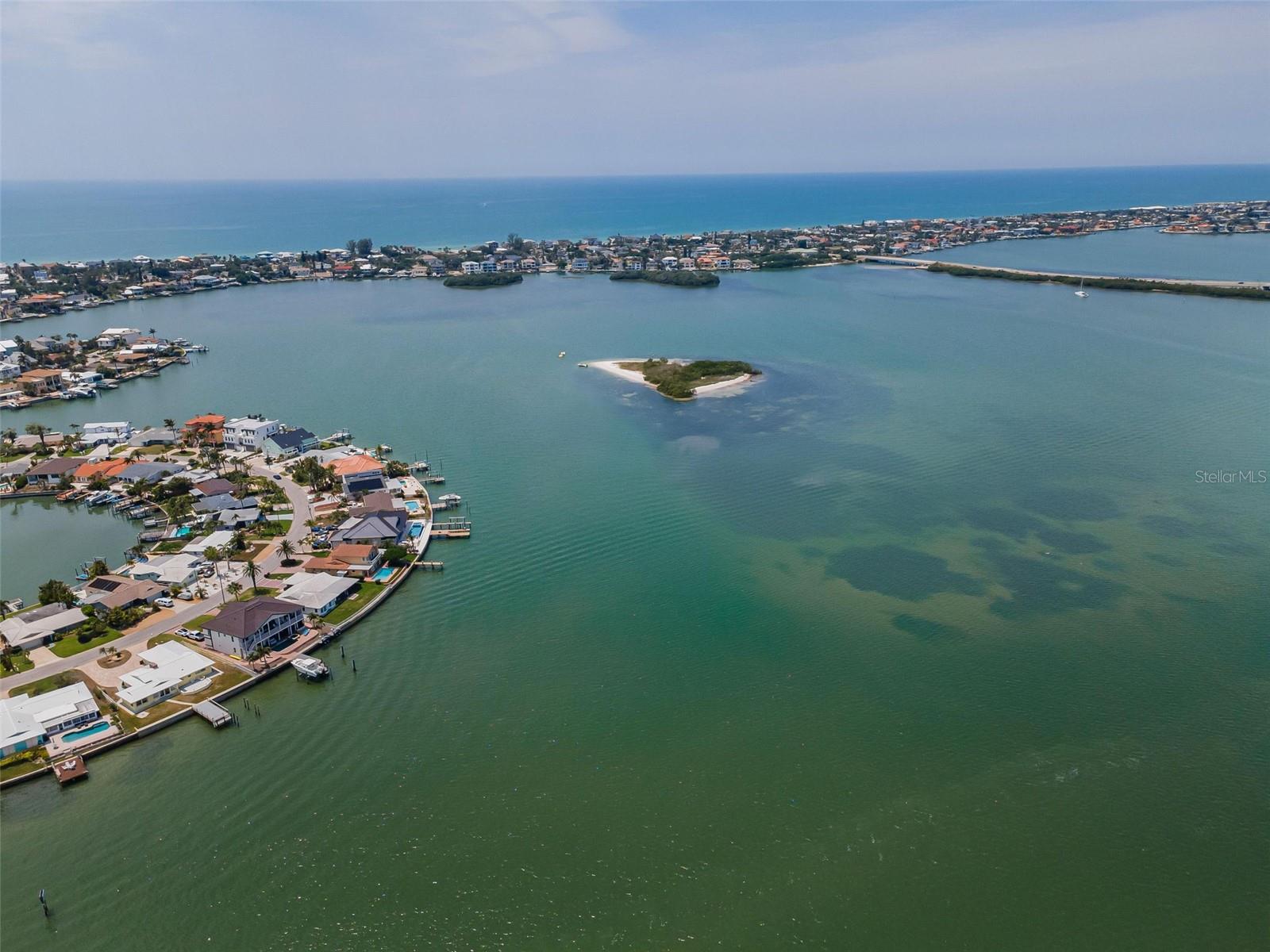 516 HARBOR DR N, INDIAN ROCKS BEACH, FL, 33785