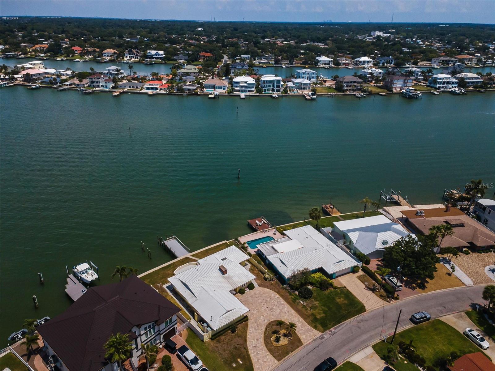 516 HARBOR DR N, INDIAN ROCKS BEACH, FL, 33785