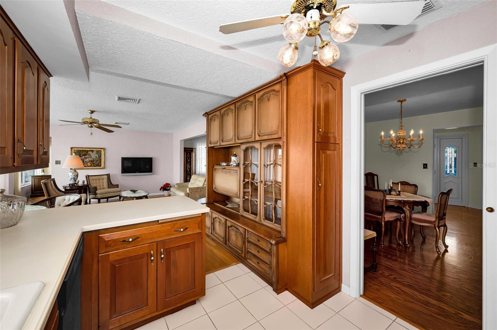 516 HARBOR DR N, INDIAN ROCKS BEACH, FL, 33785