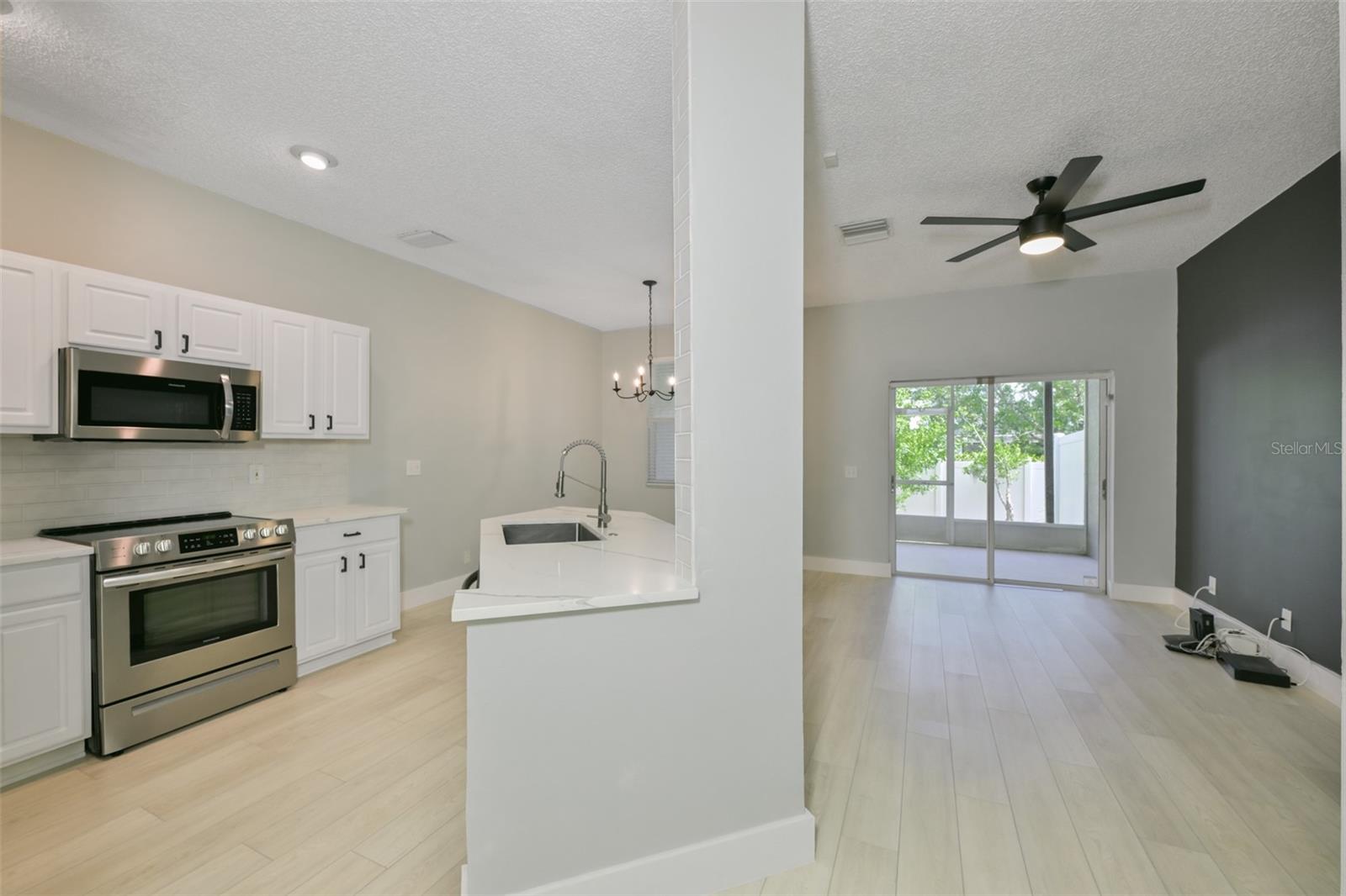671 VALLANCE WAY NE, ST PETERSBURG, FL, 33716