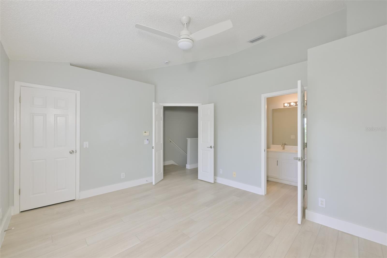 671 VALLANCE WAY NE, ST PETERSBURG, FL, 33716