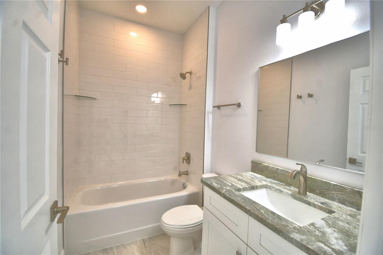 7951 SARASOTA DR #A, INDIAN LAKE ESTATES, FL, 33855