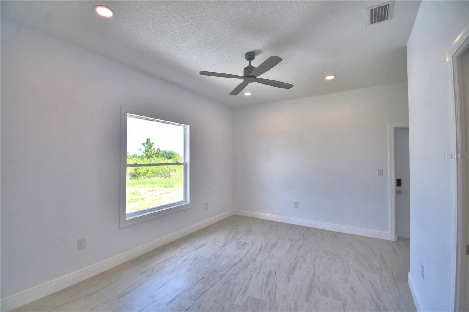 7951 SARASOTA DR #A, INDIAN LAKE ESTATES, FL, 33855