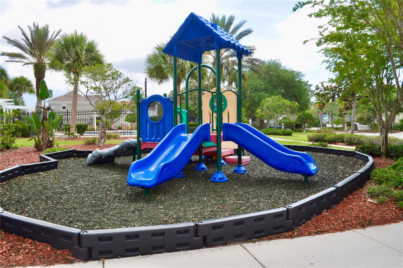 12276 COUNTRY WHITE CIR, TAMPA, FL, 33635