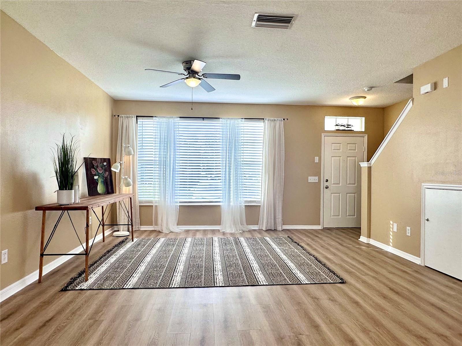12276 COUNTRY WHITE CIR, TAMPA, FL, 33635