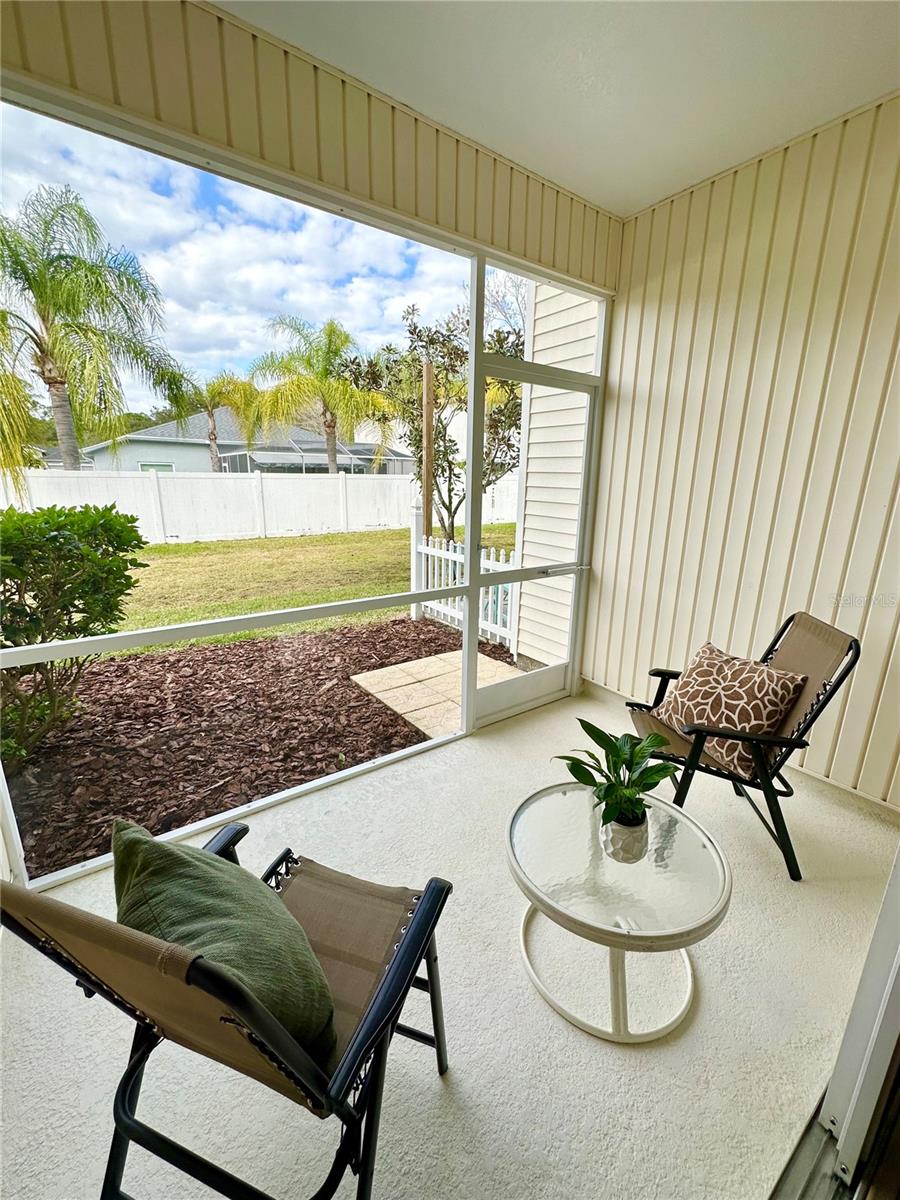 12276 COUNTRY WHITE CIR, TAMPA, FL, 33635